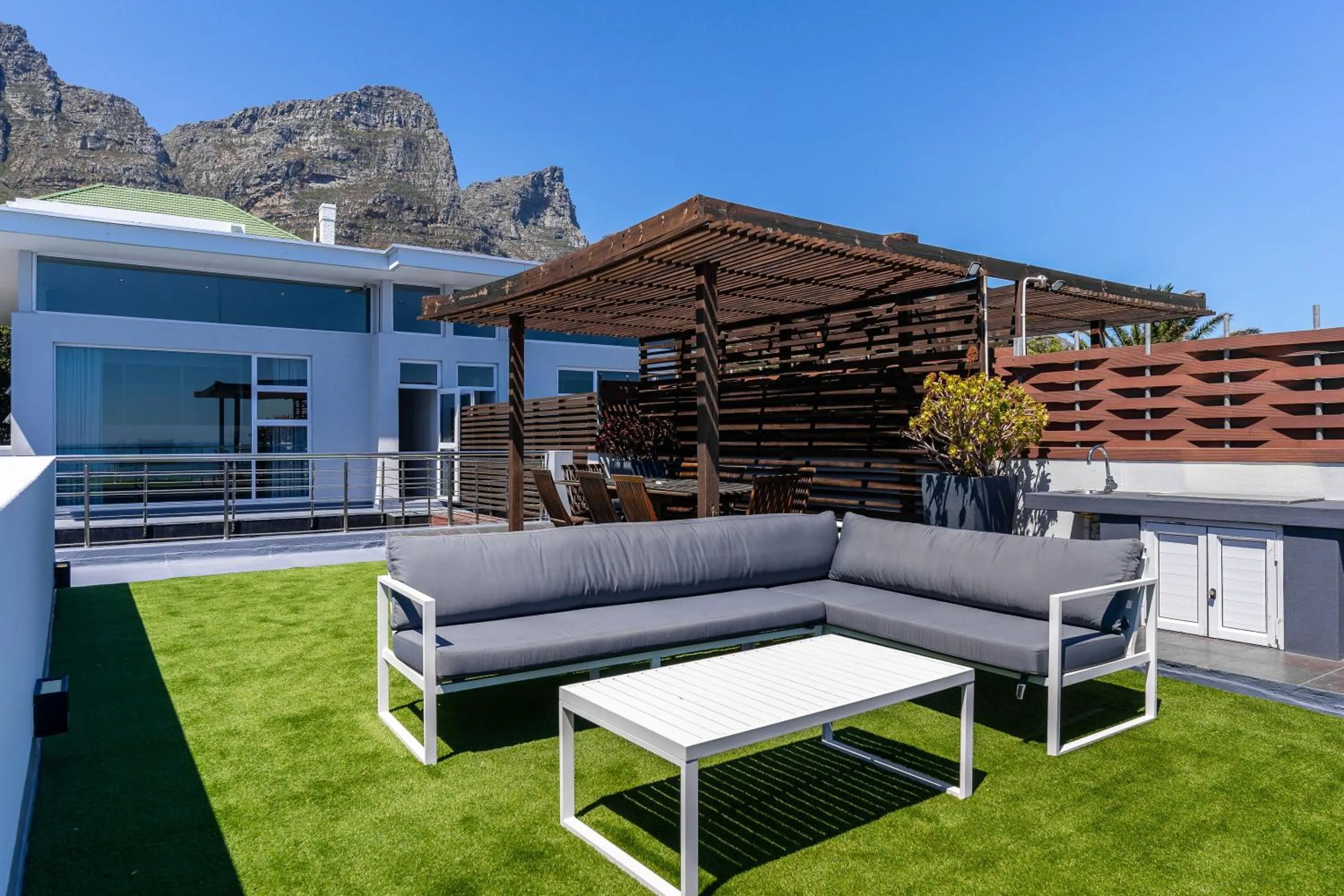 Montanha Villa - Camps Bay