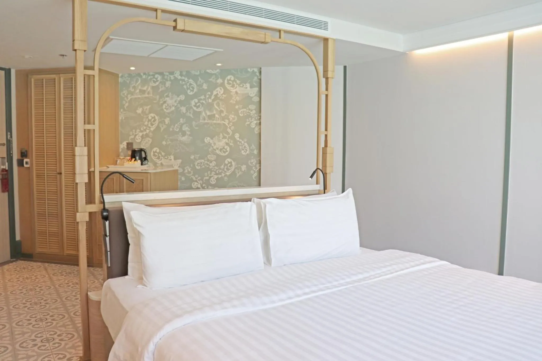 Bed in The Quarter Chaophraya by UHG