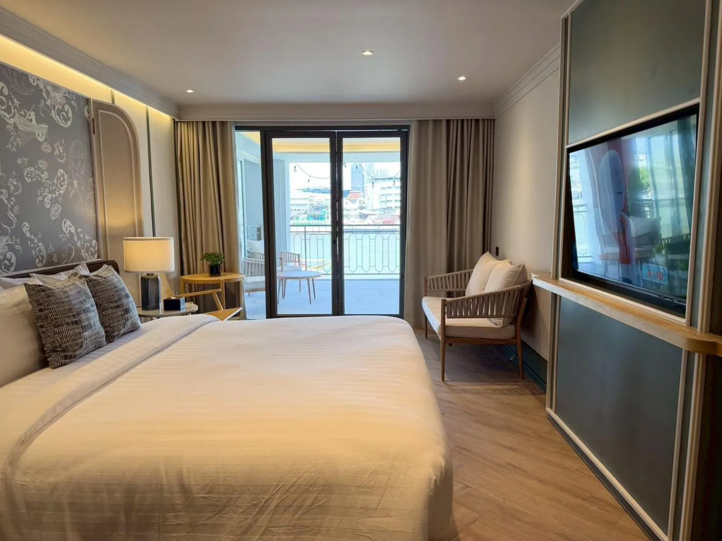 Bed in The Quarter Chaophraya by UHG