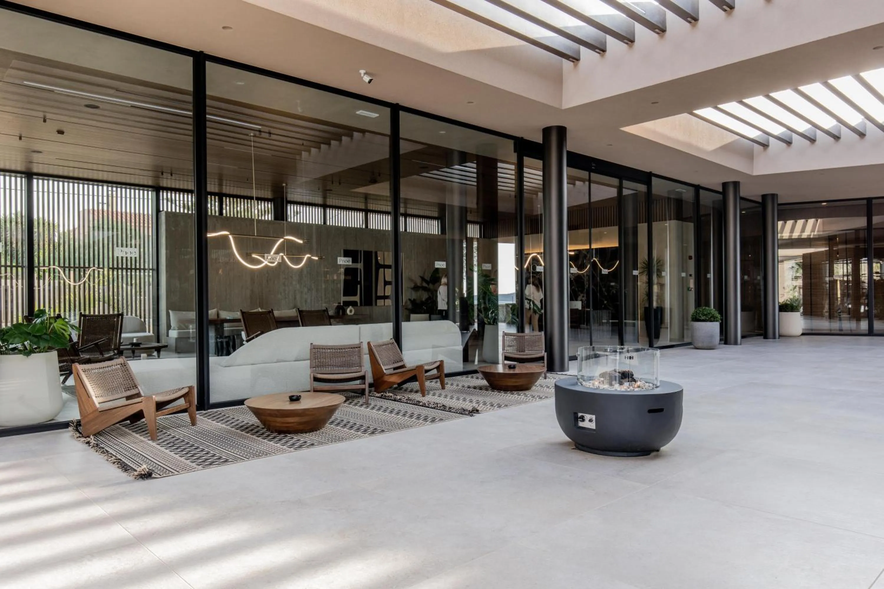 Lobby or reception in Pnoe Breathing Life - Adults Only