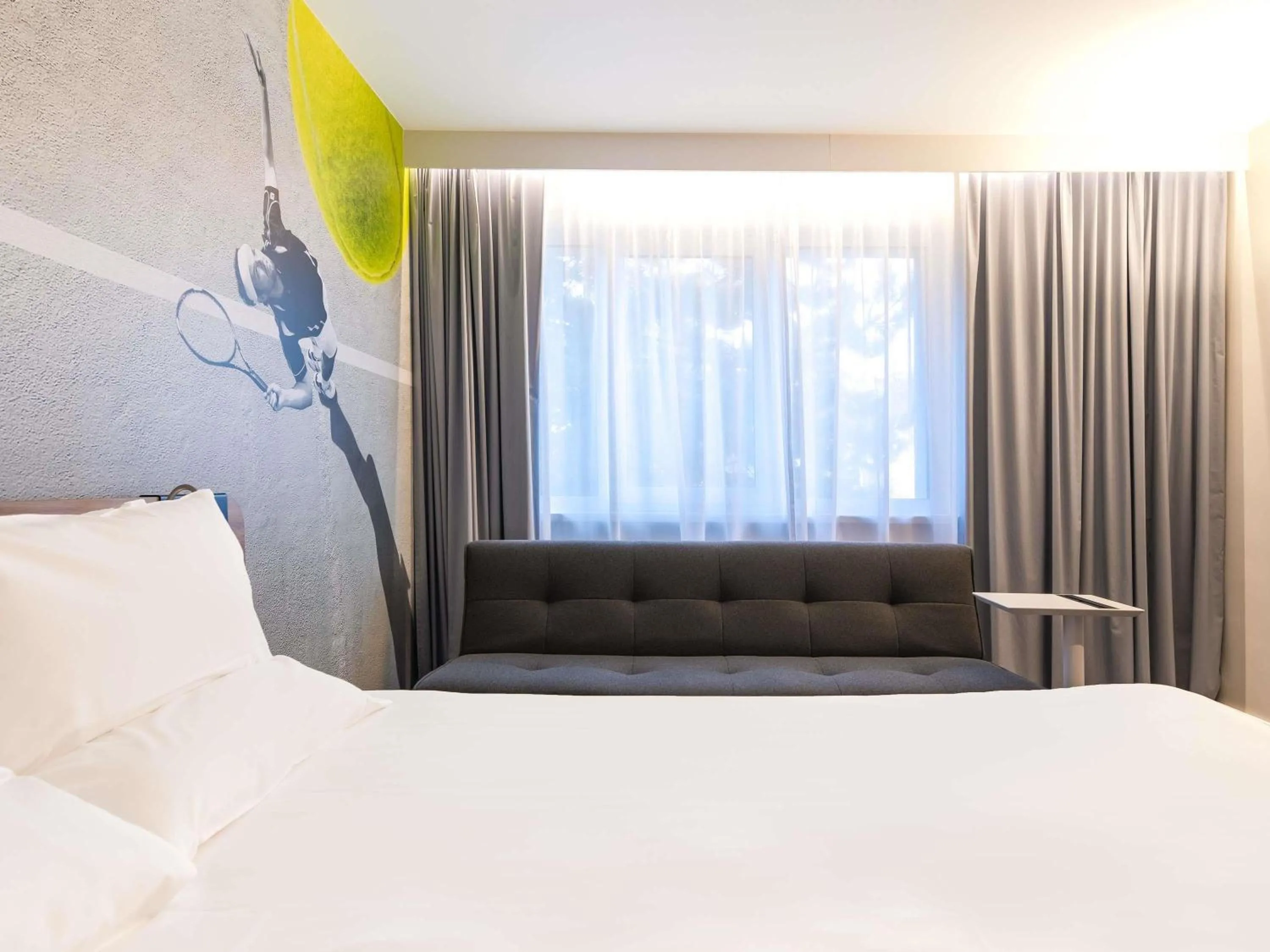 Bedroom, Bed in Novotel Wrocław City