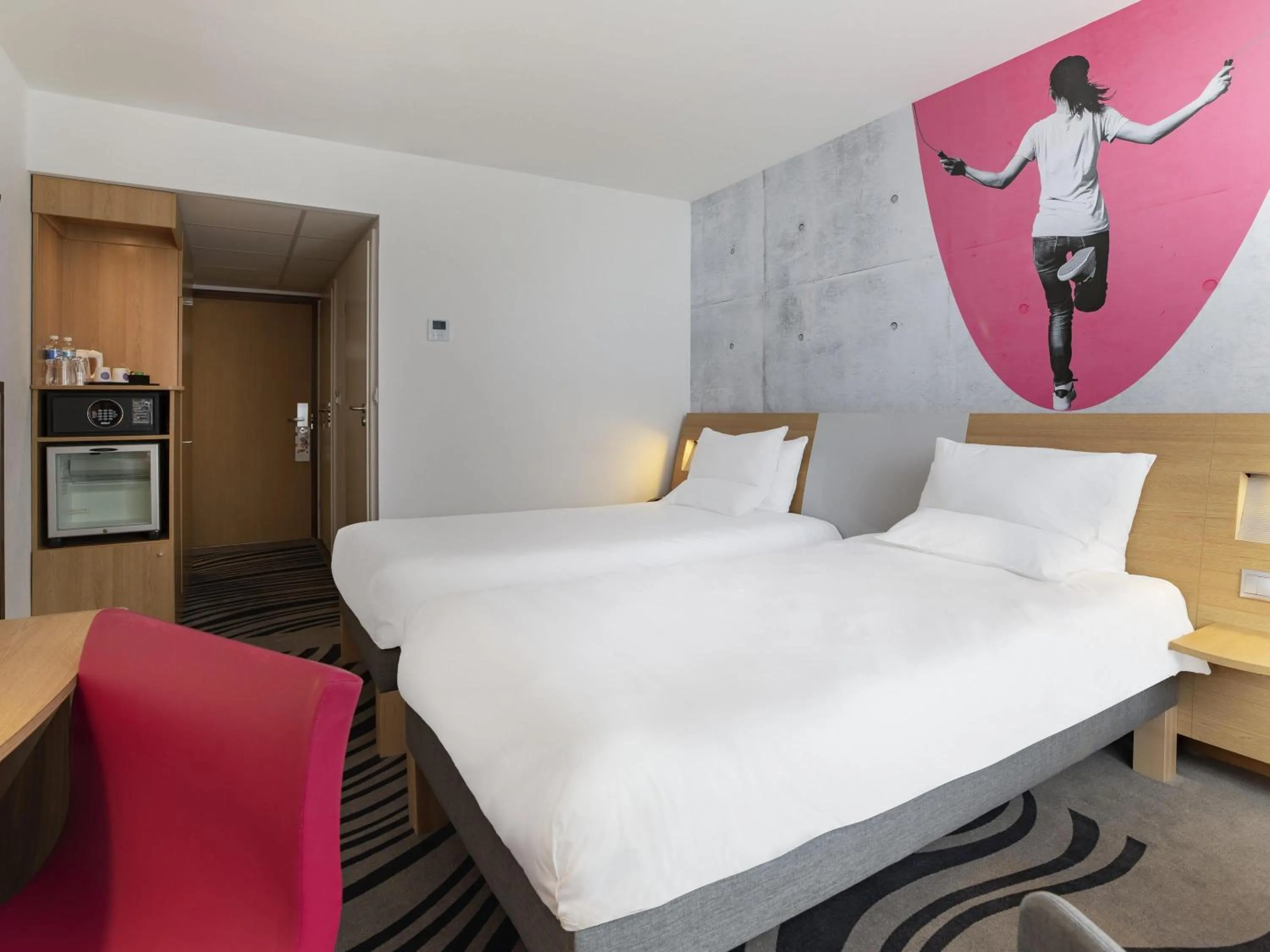 Bedroom, Bed in Novotel Wrocław City