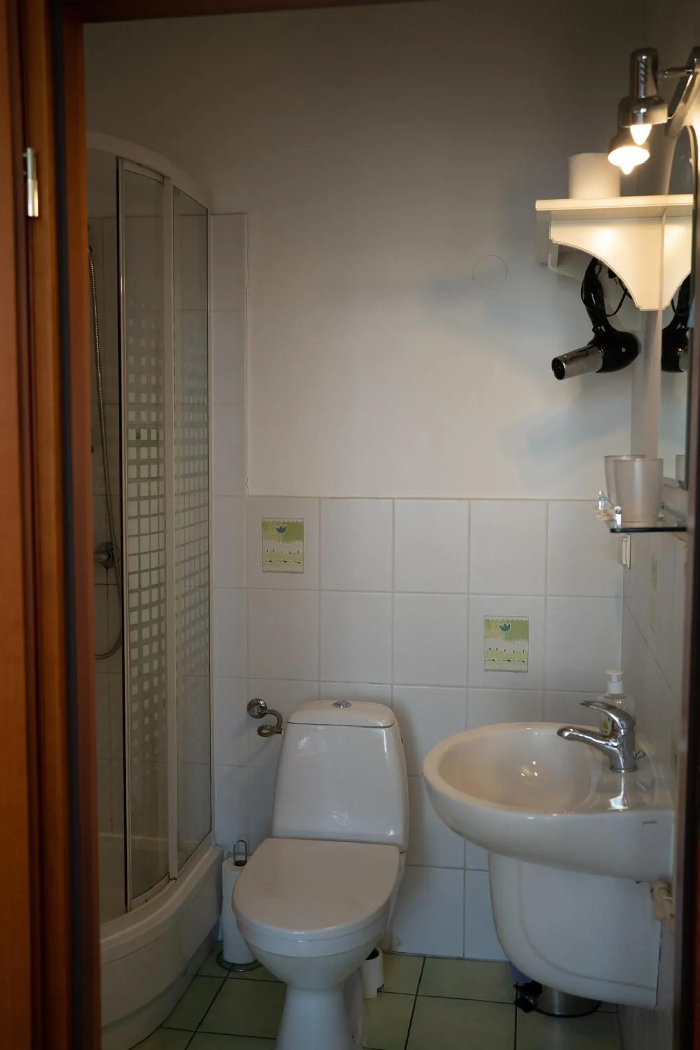 Shower in Kolory Guest House