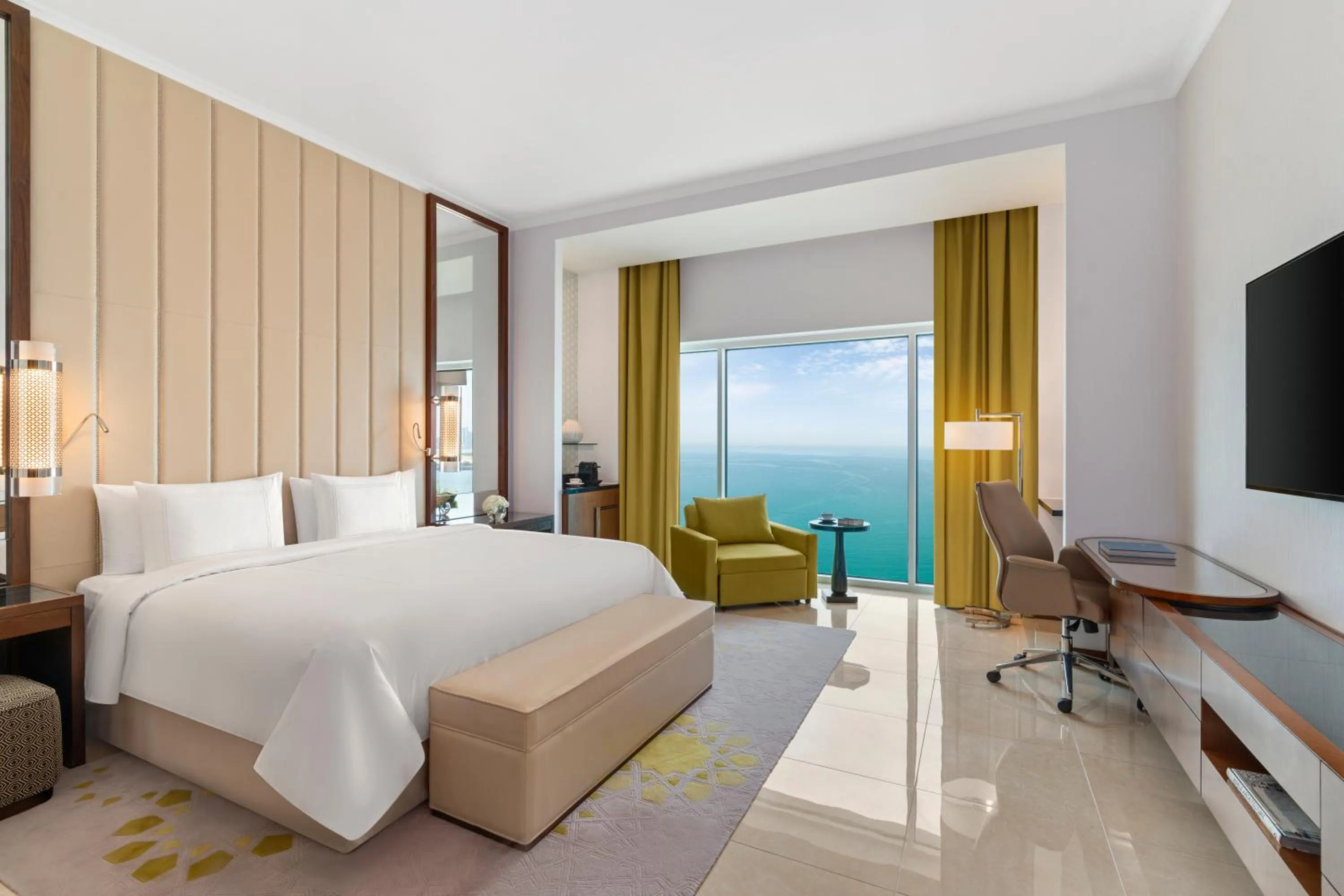 Bedroom, Bed in Rixos Marina Abu Dhabi