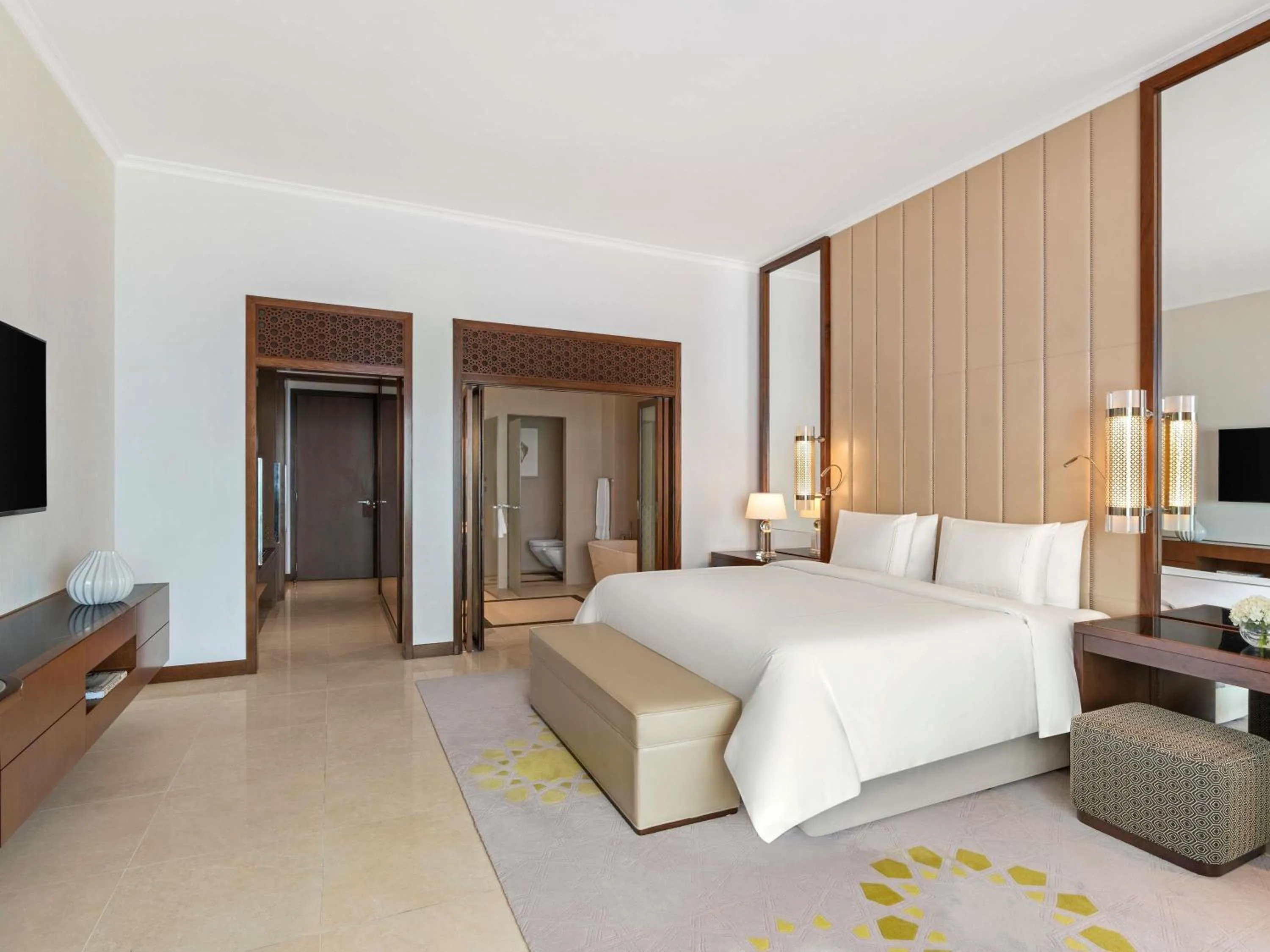 Bedroom, Bed in Rixos Marina Abu Dhabi