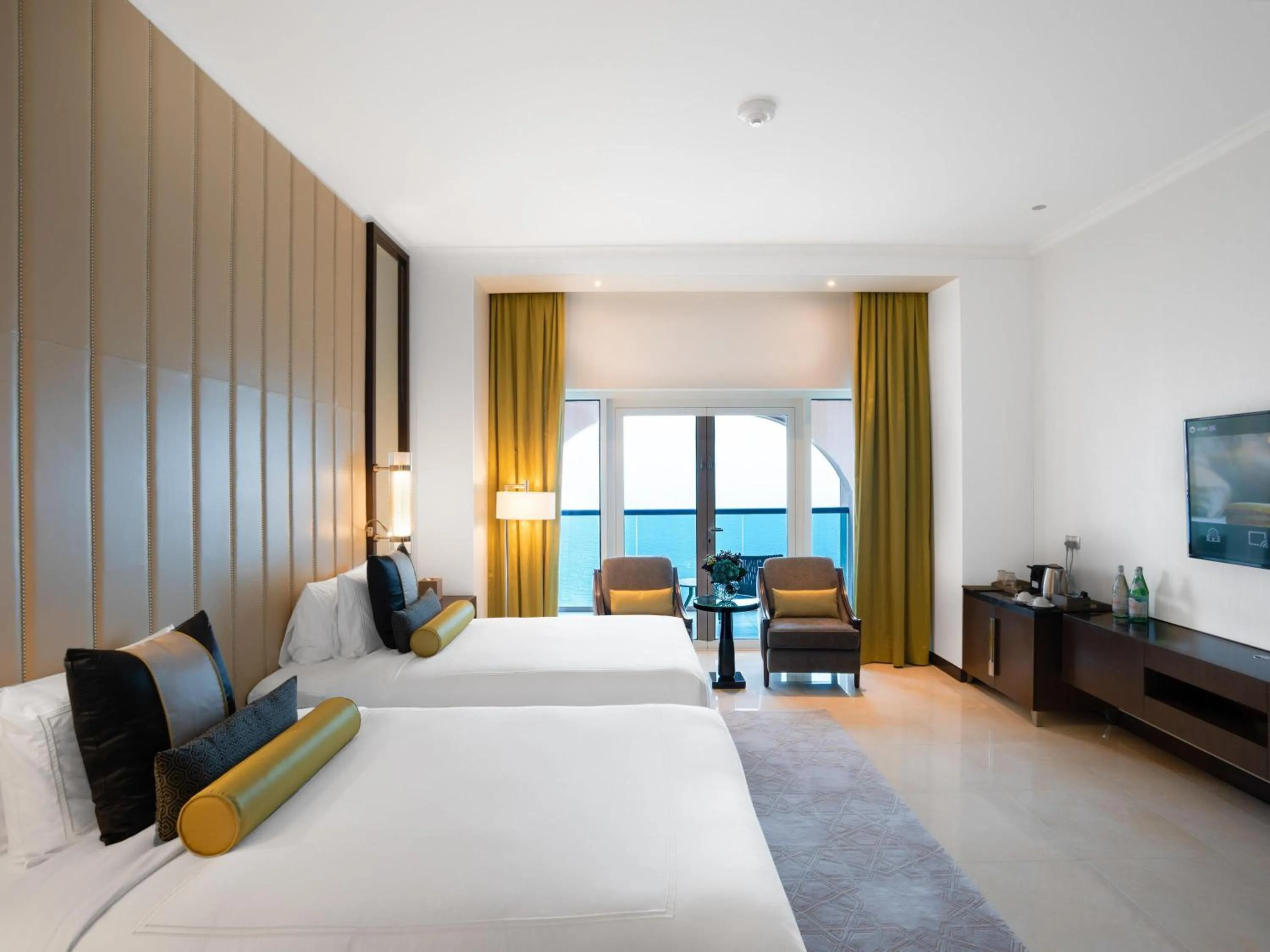 Bedroom, Bed in Rixos Marina Abu Dhabi