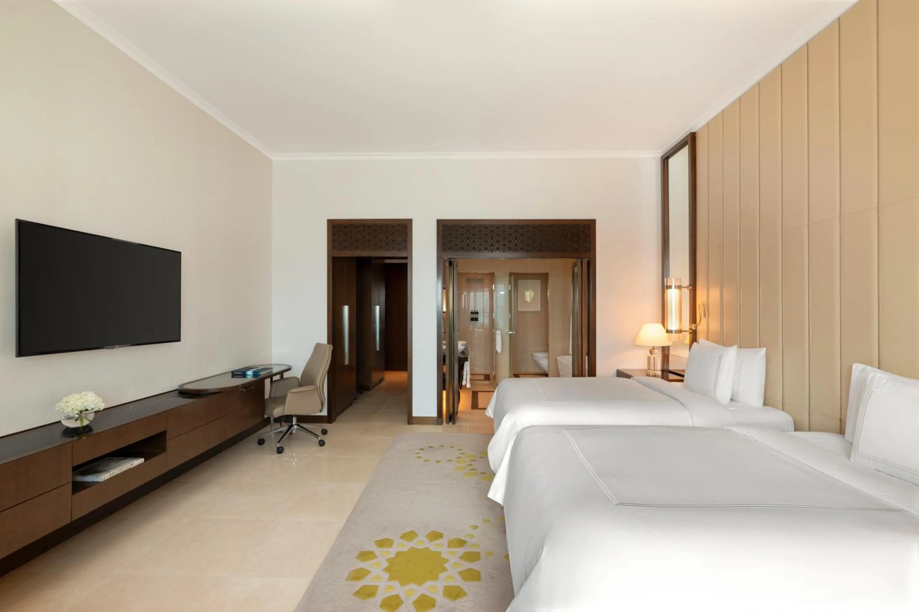 Bedroom, Bed in Rixos Marina Abu Dhabi