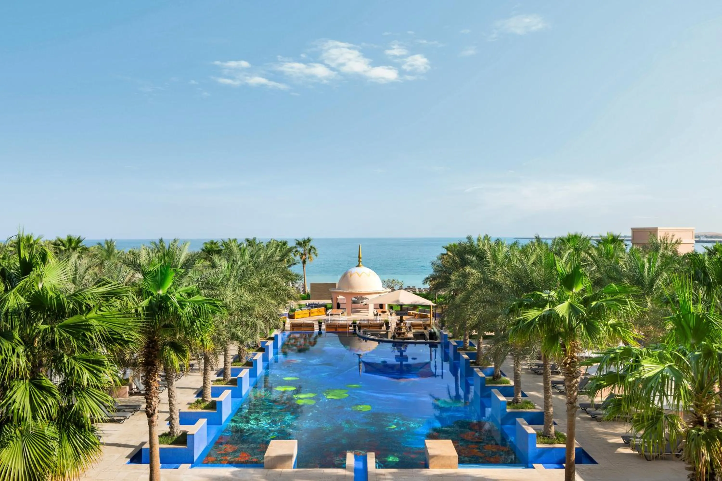 Swimming pool in Rixos Marina Abu Dhabi