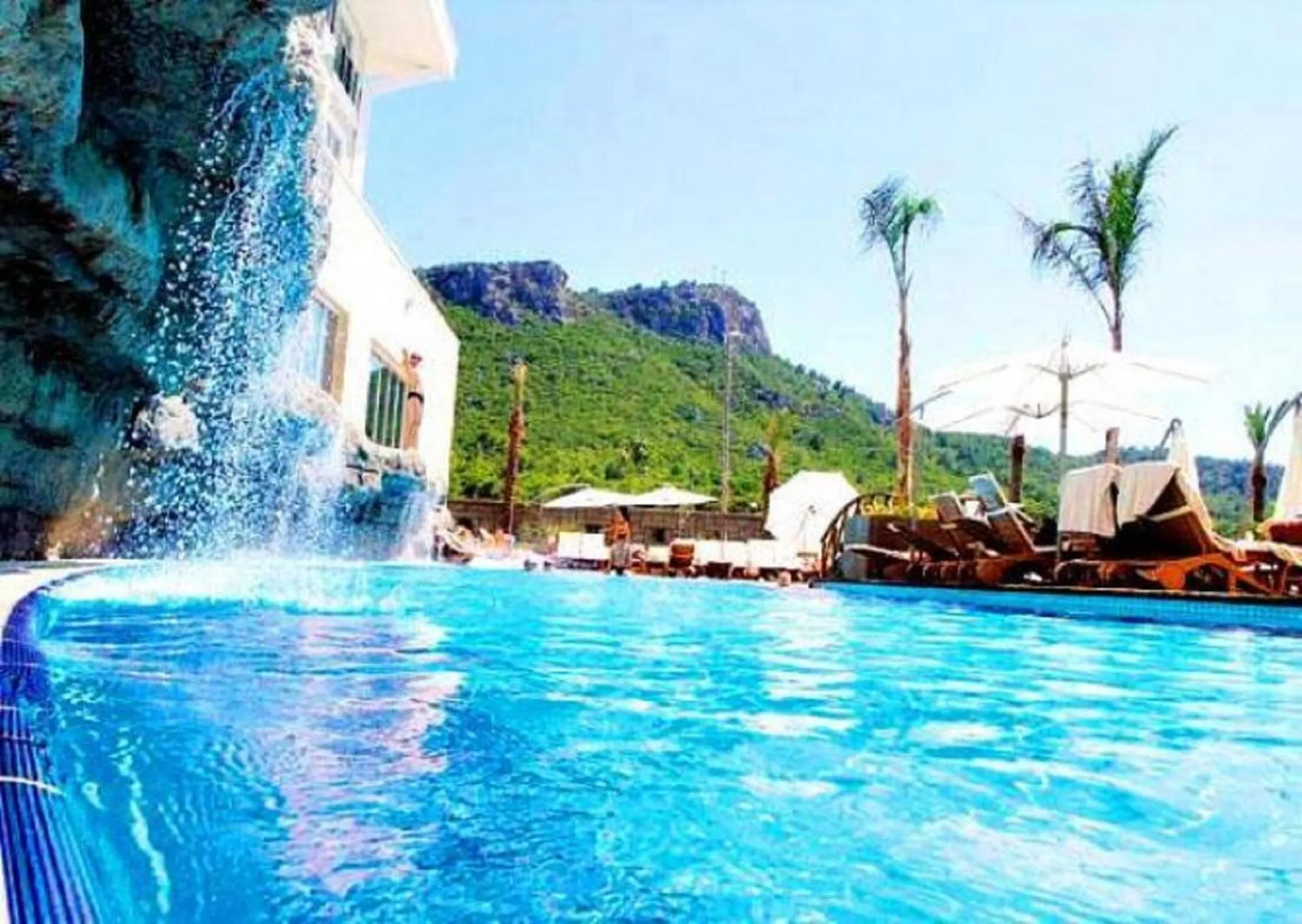 Swimming pool in Meder Resort Hotel - Ultra All Inclusive