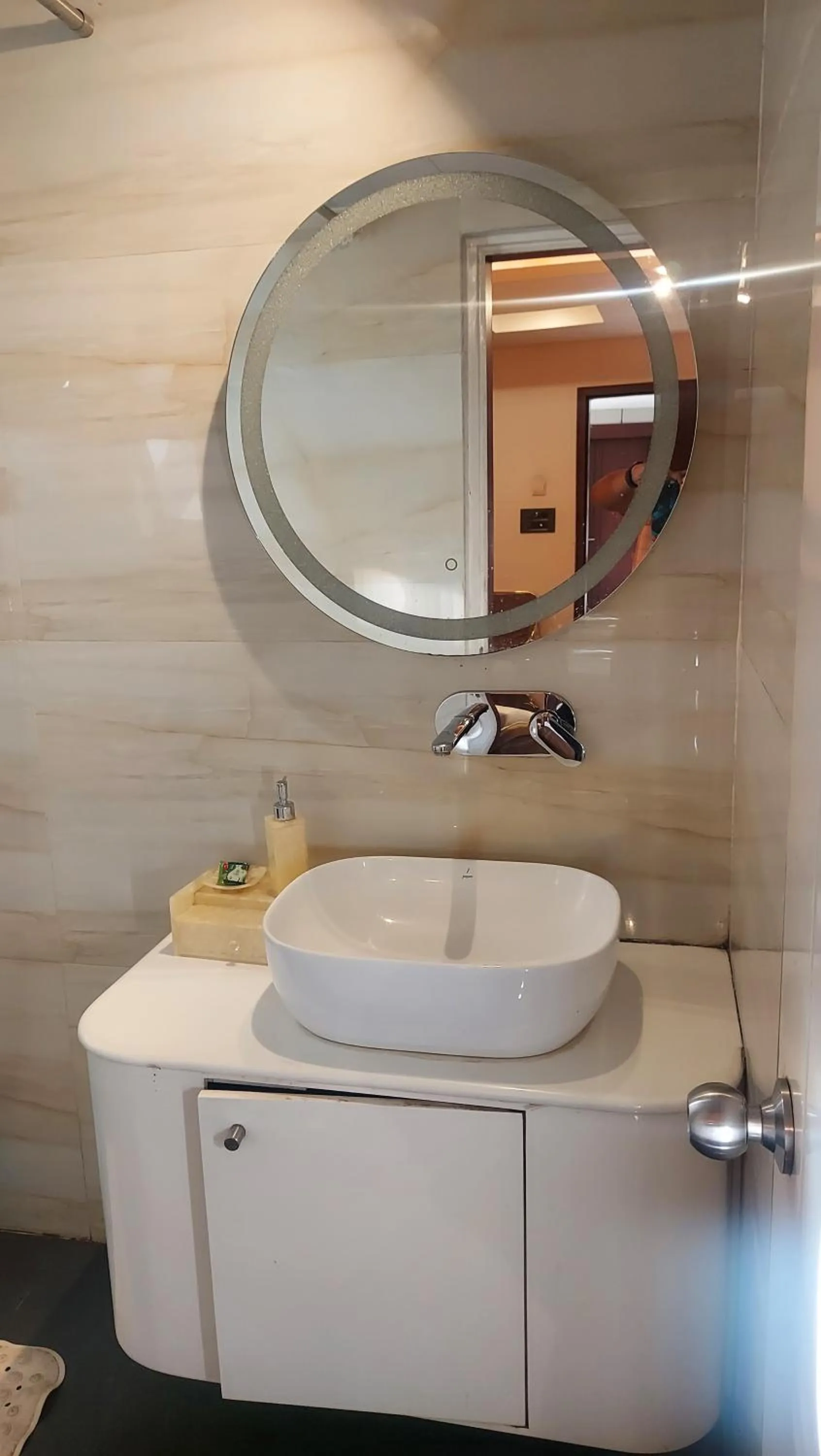 Bathroom in Hotel Manila
