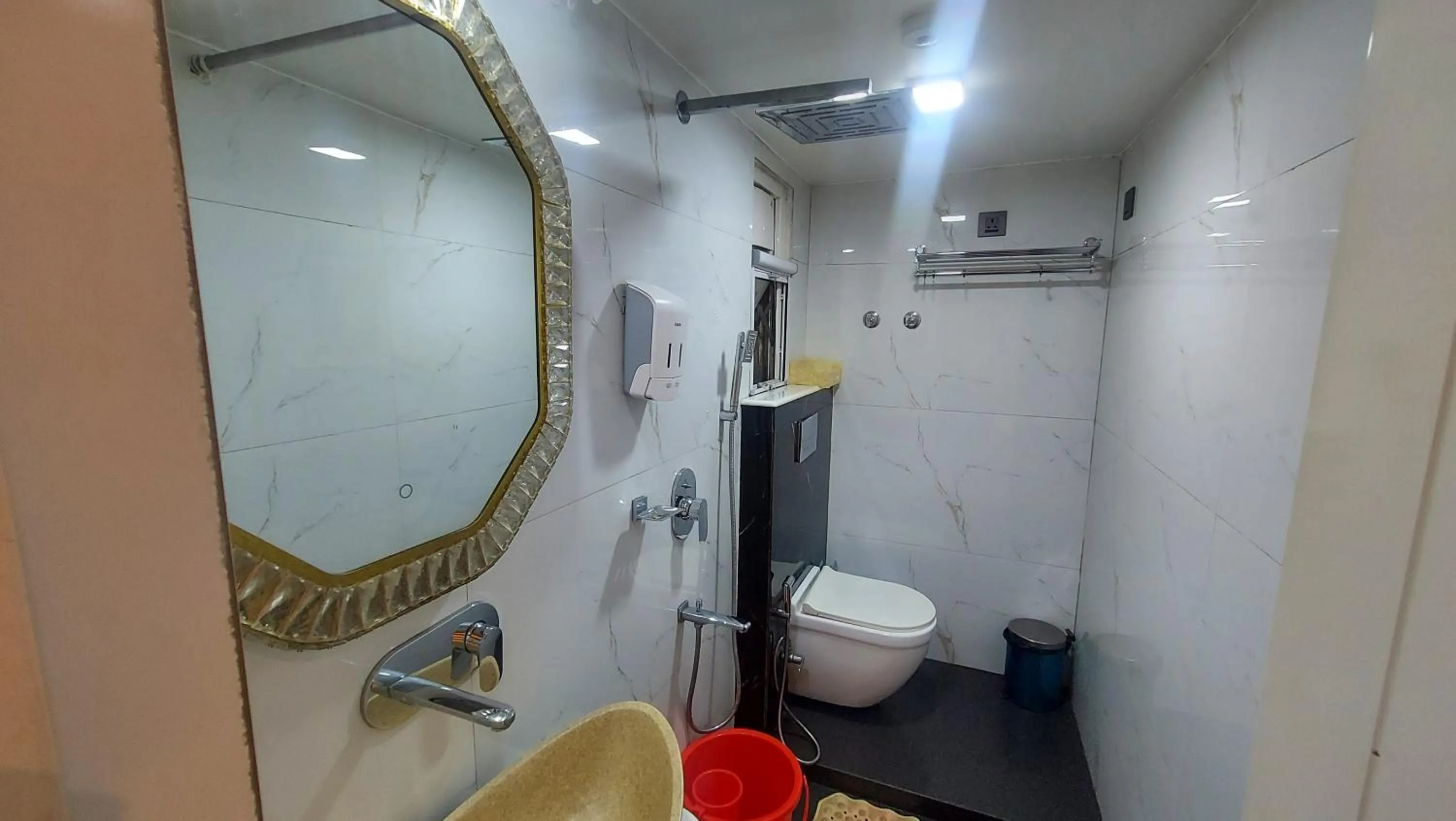 Bathroom in Hotel Manila