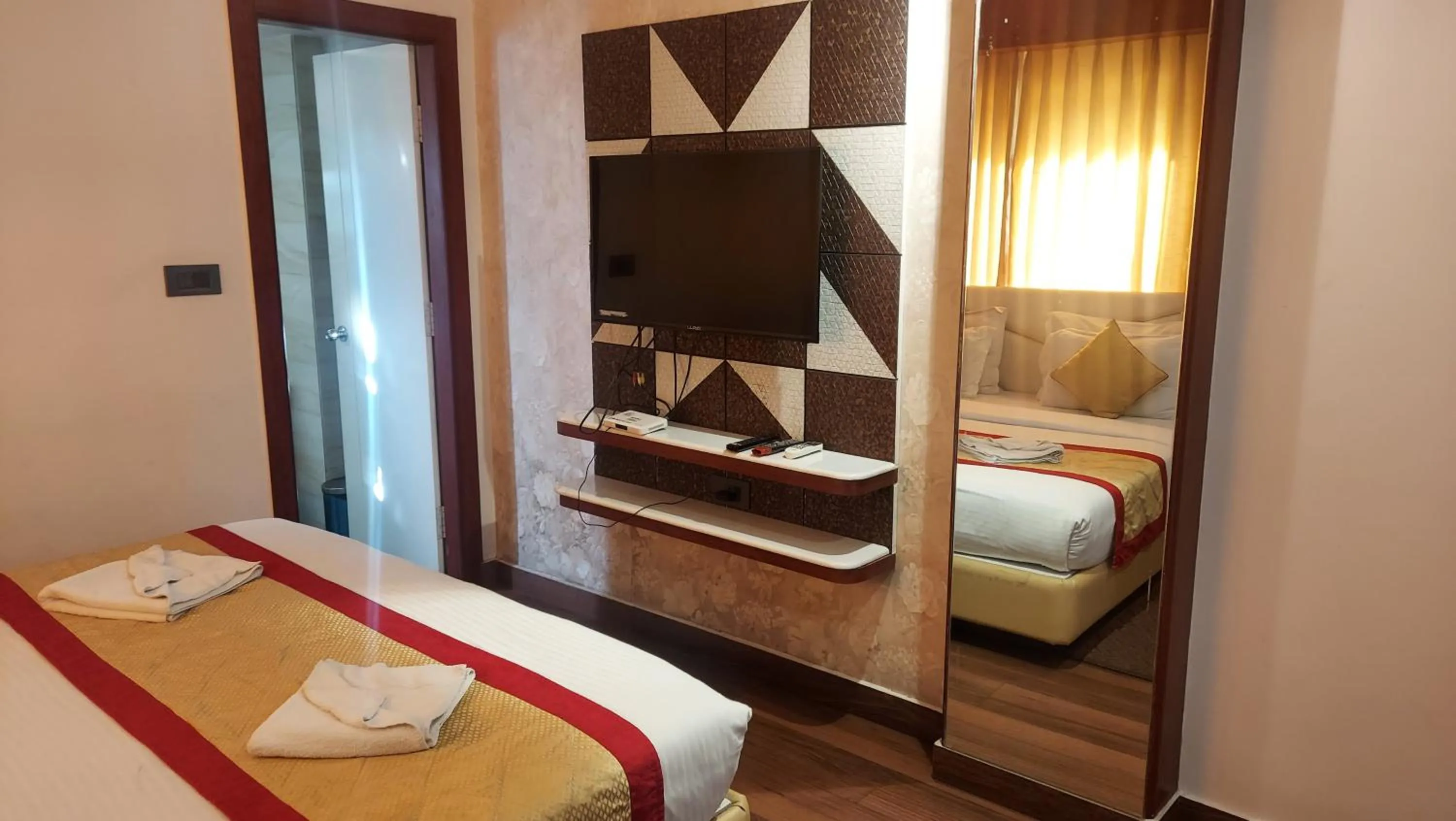 TV and multimedia, Bed in Hotel Manila