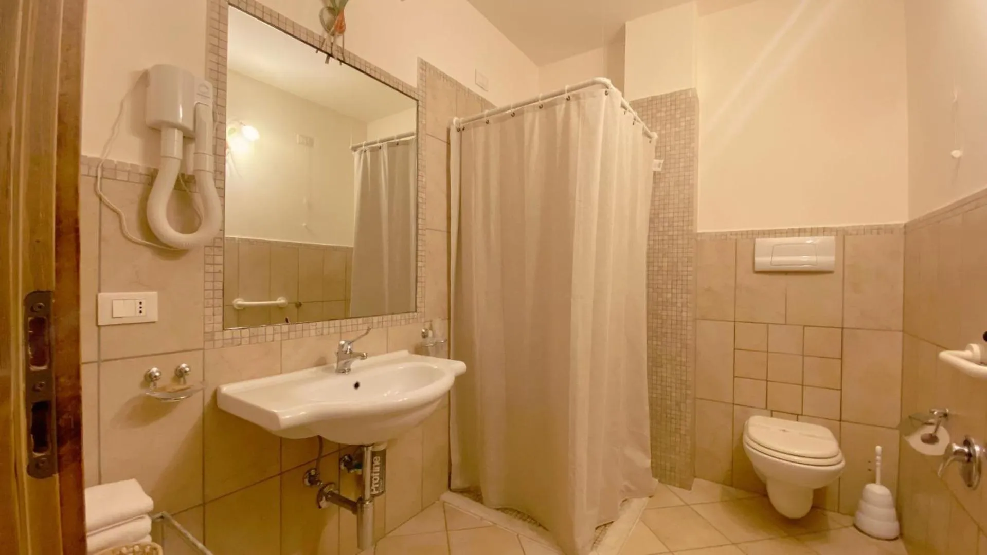 Shower in Locanda Al Cacciatore