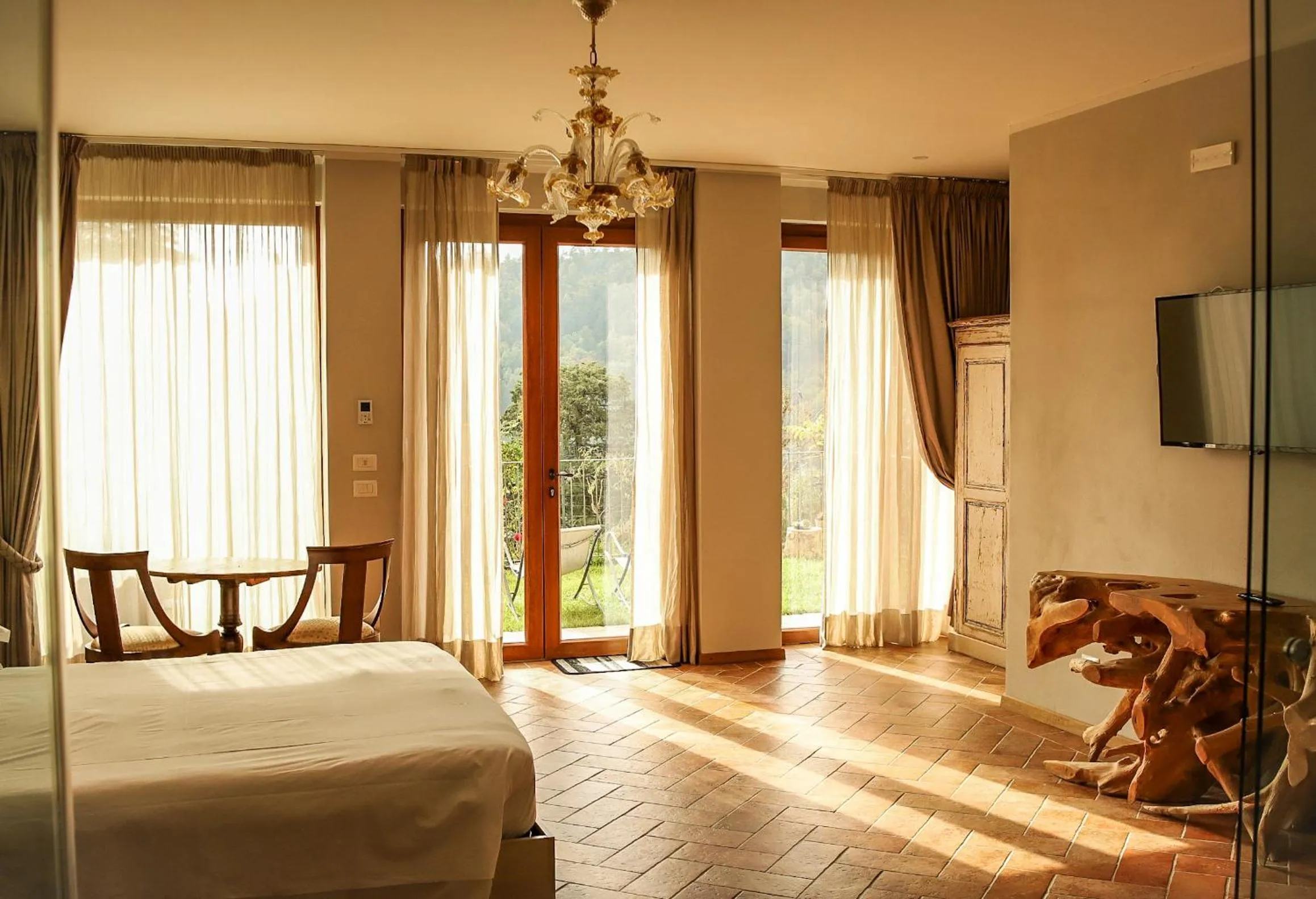 Bed in Borgo I Tre Baroni - Spa Suites & Resort