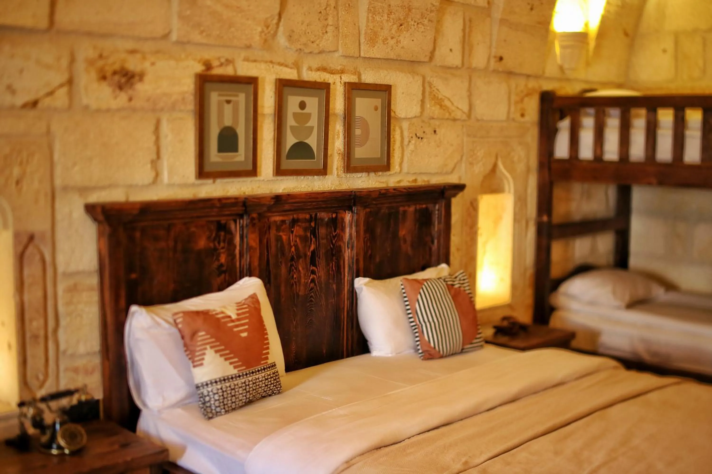 Bed in Nujel'm Cappadocia