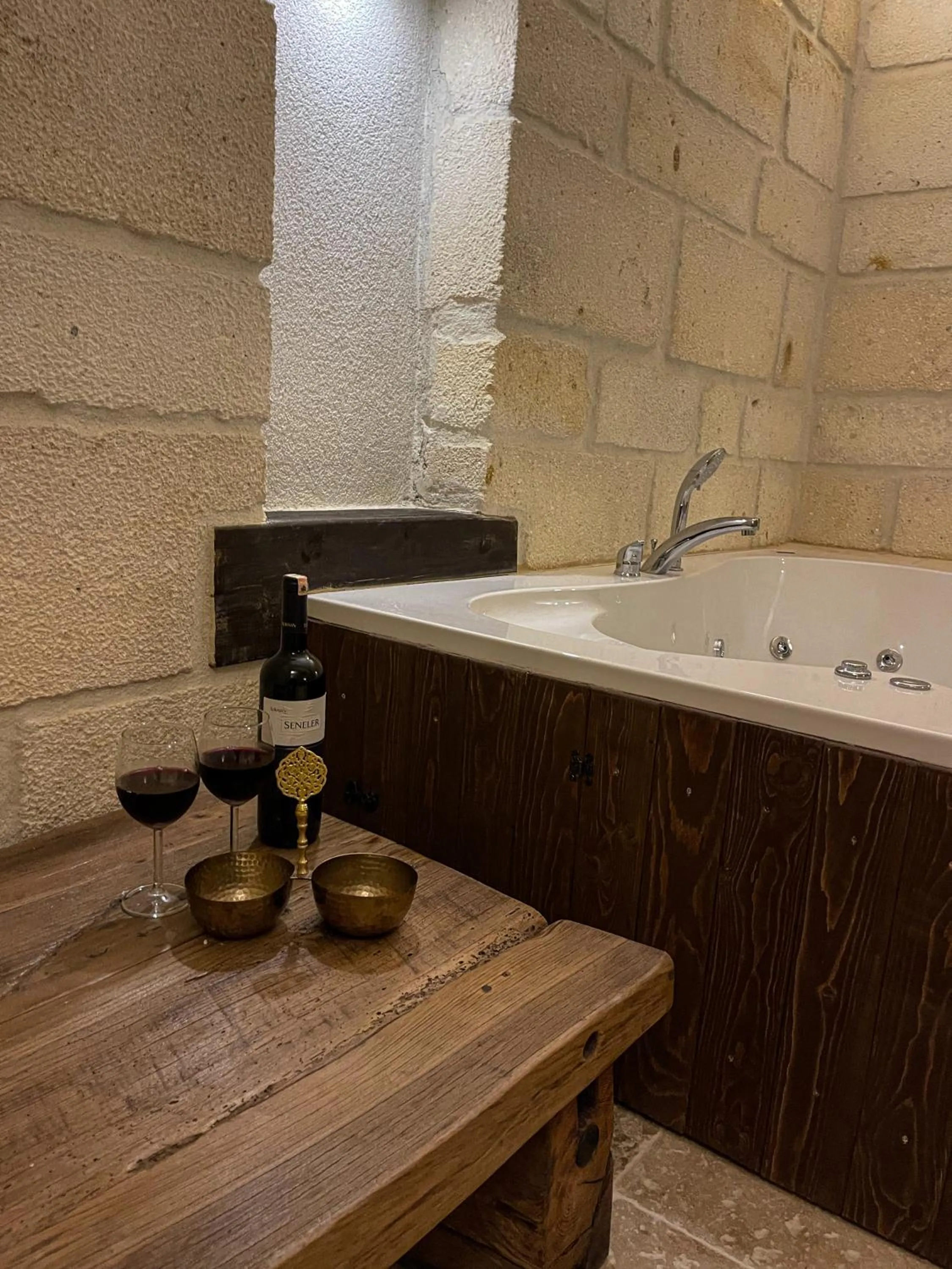 Hot Tub in Nujel'm Cappadocia