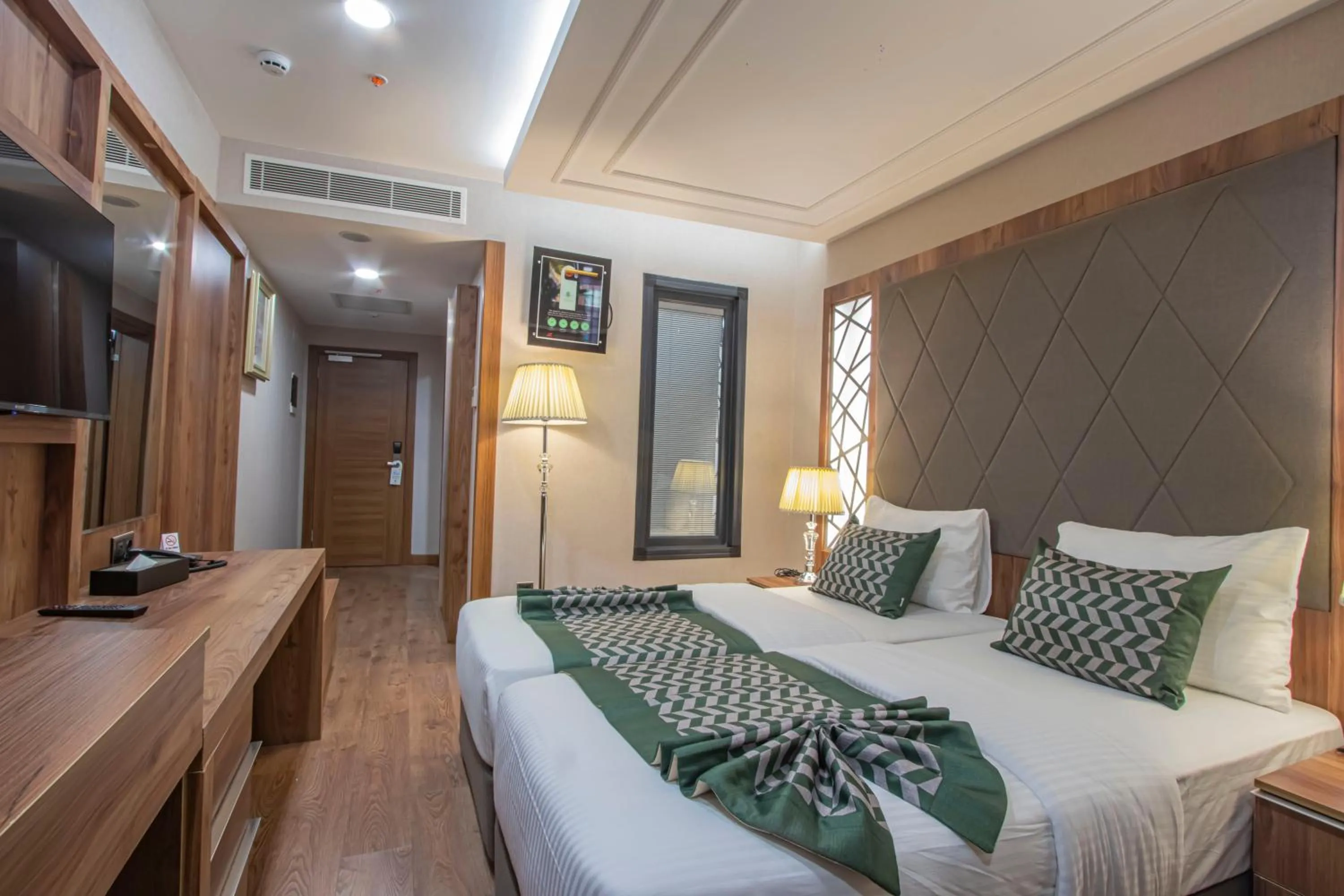 Photo of the whole room in UNITED HOTEL INTERNATIONAL