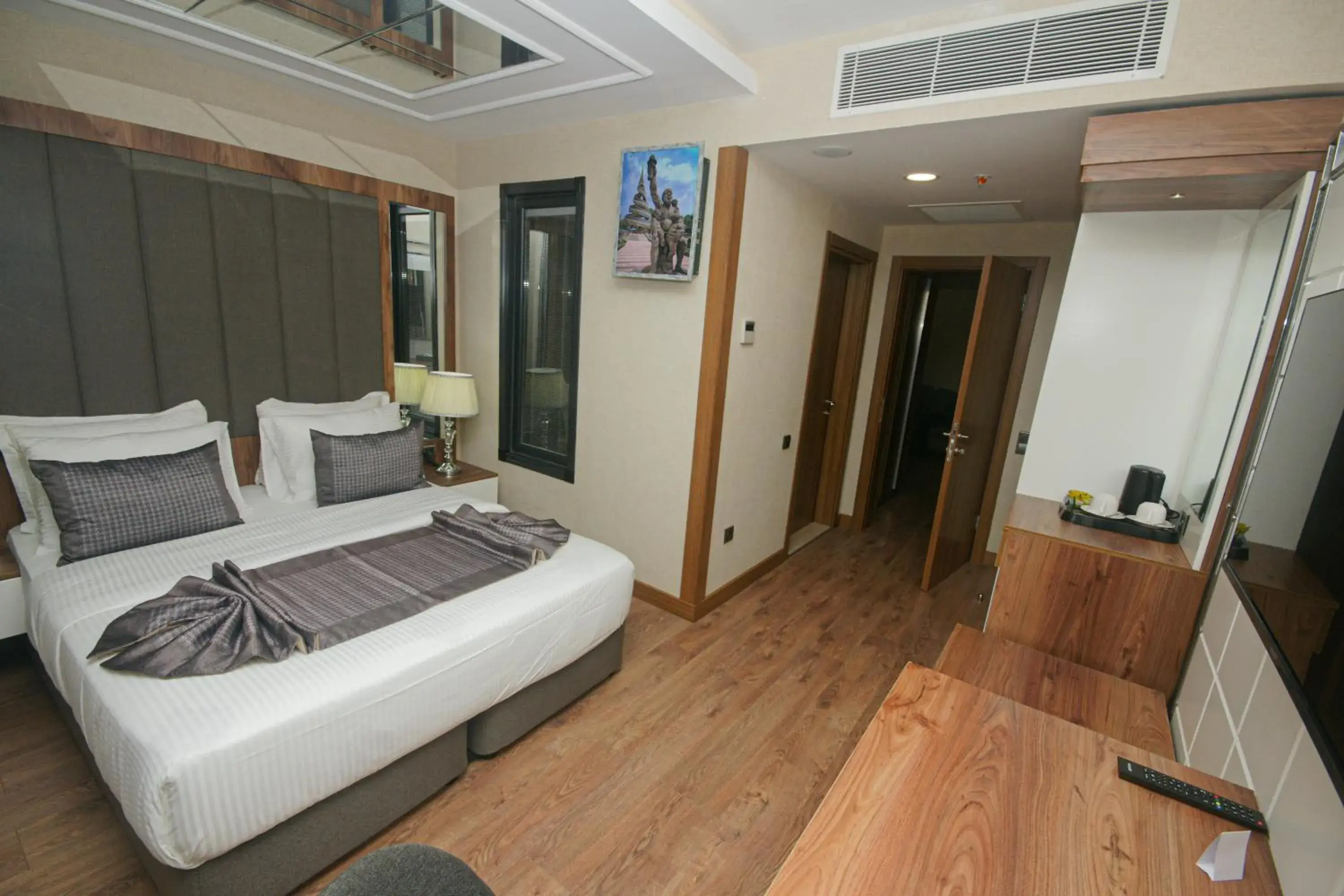 Junior Suite - single occupancy in UNITED HOTEL INTERNATIONAL Junior Suite - single occupancy in UNITED HOTEL INTERNATIONAL