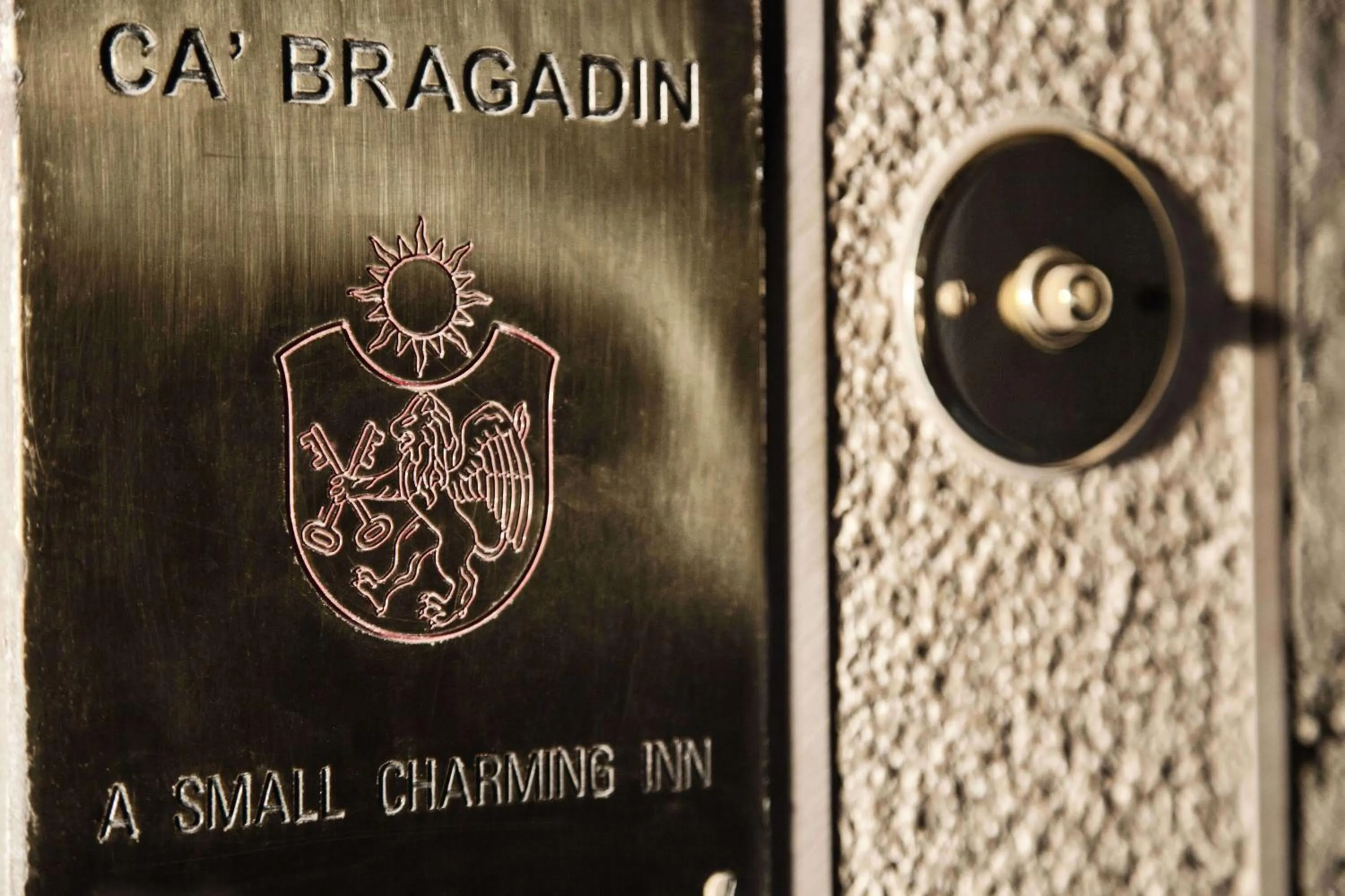 Property logo or sign in Ca' Bragadin e Carabba