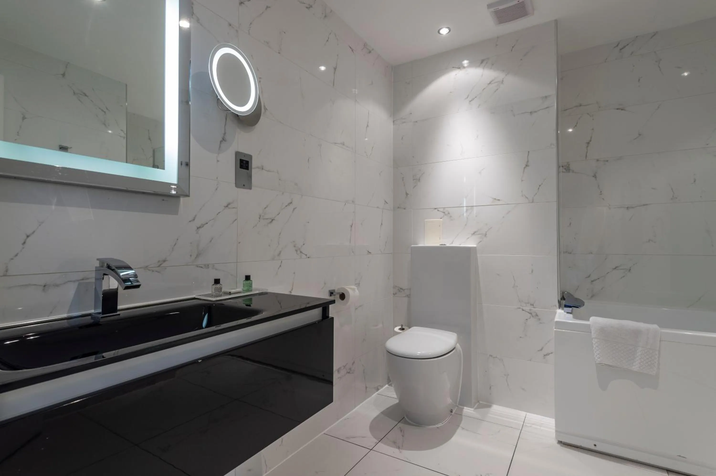 Bathroom in Colessio