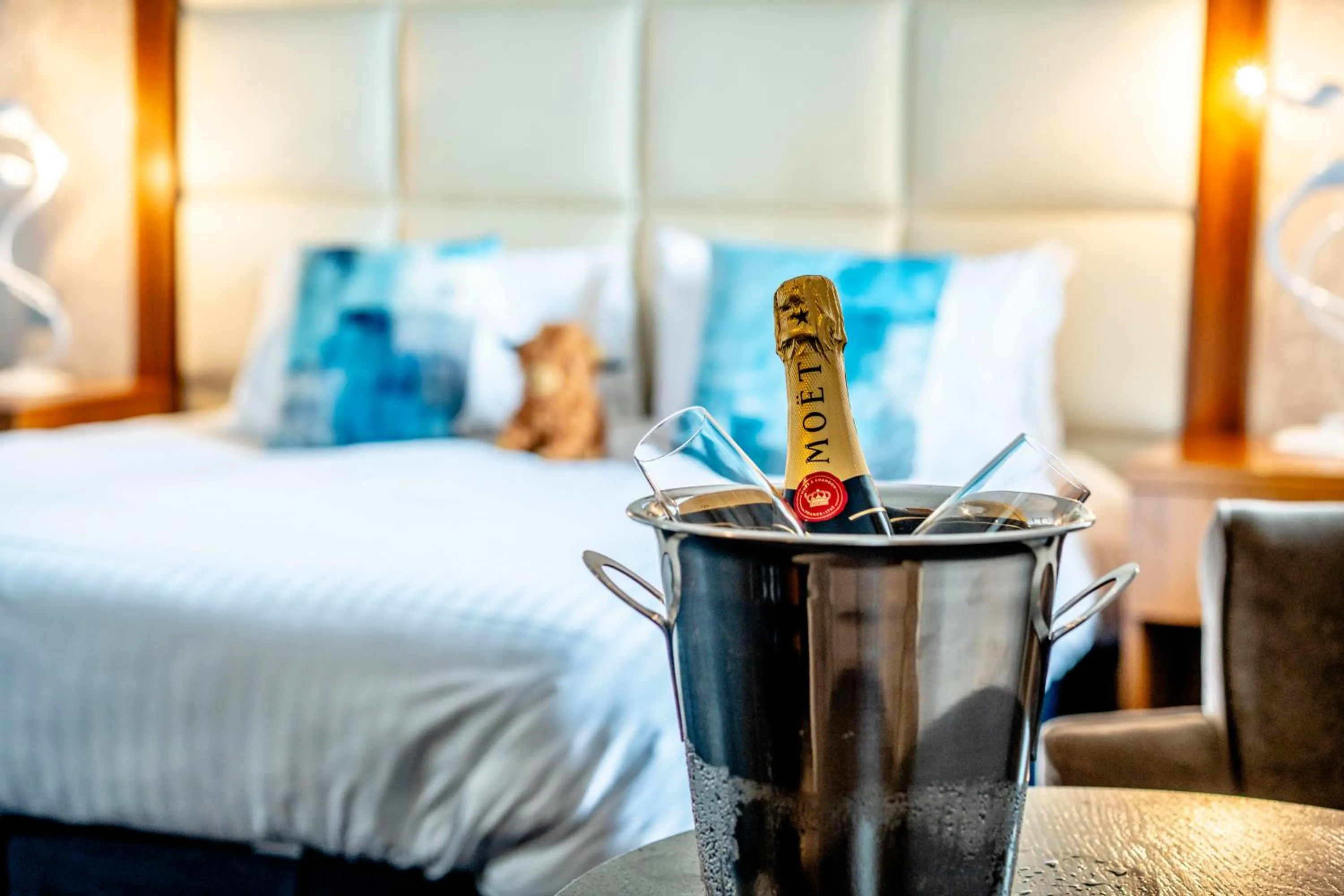 Bedroom, Bed in Colessio