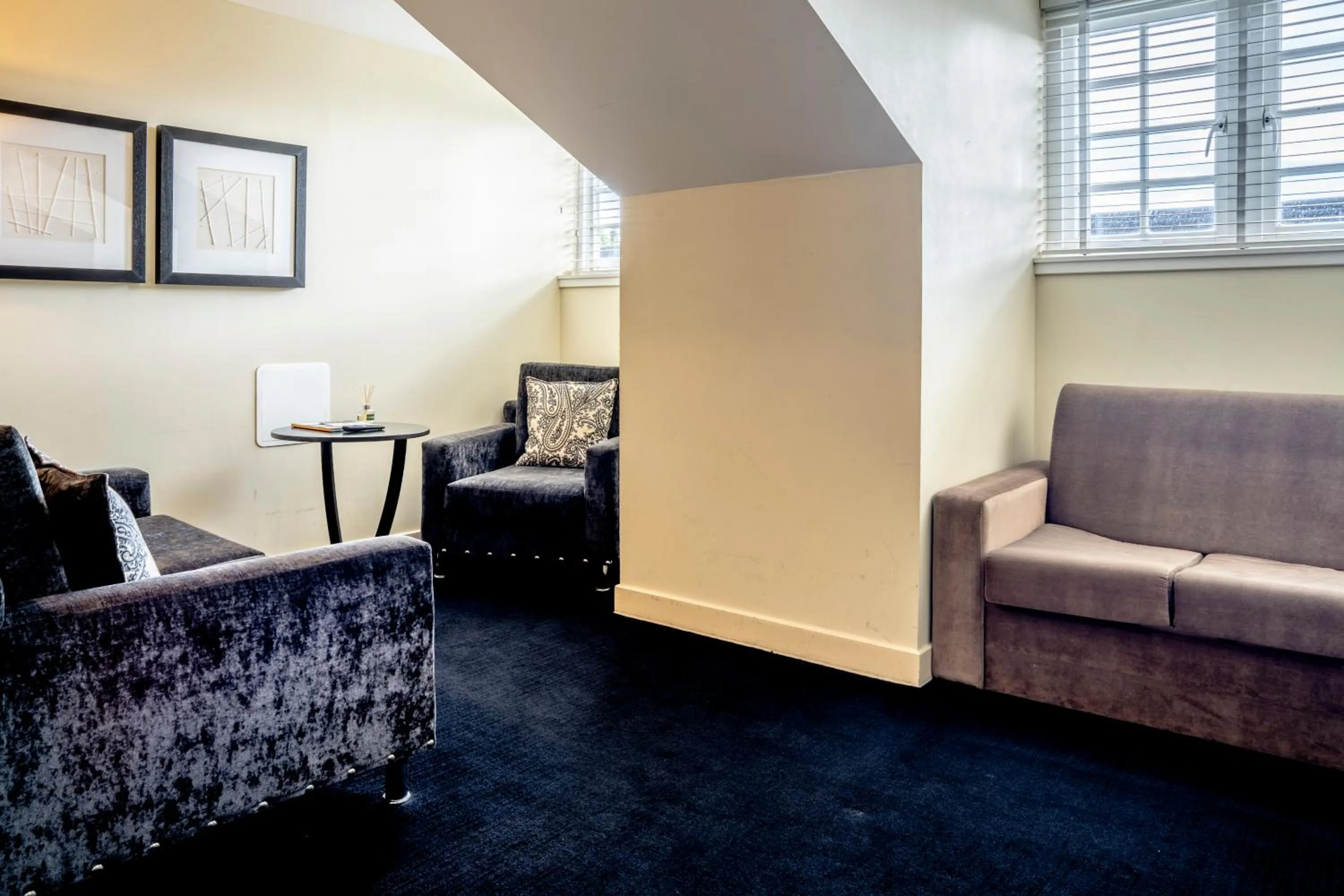 Seating area in Colessio