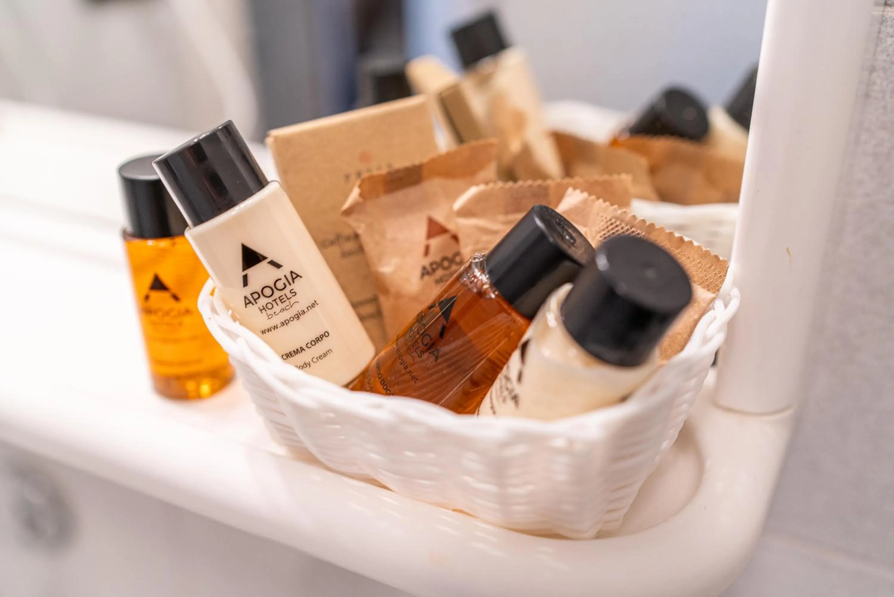 Restaurant/places to eat in Hotel Palace