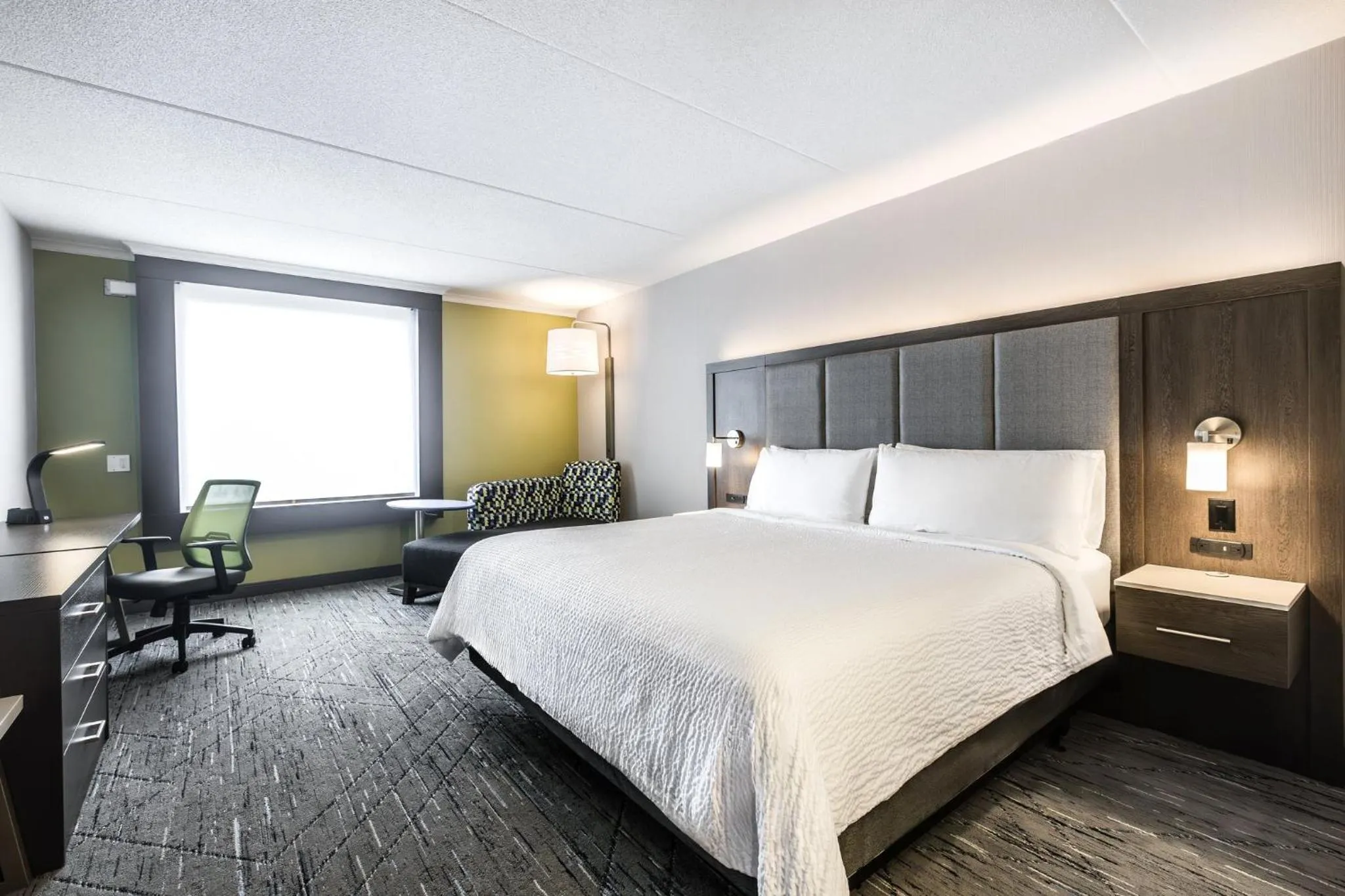 Photo of the whole room, Bed in Holiday Inn Express & Suites Toronto Airport South by IHG