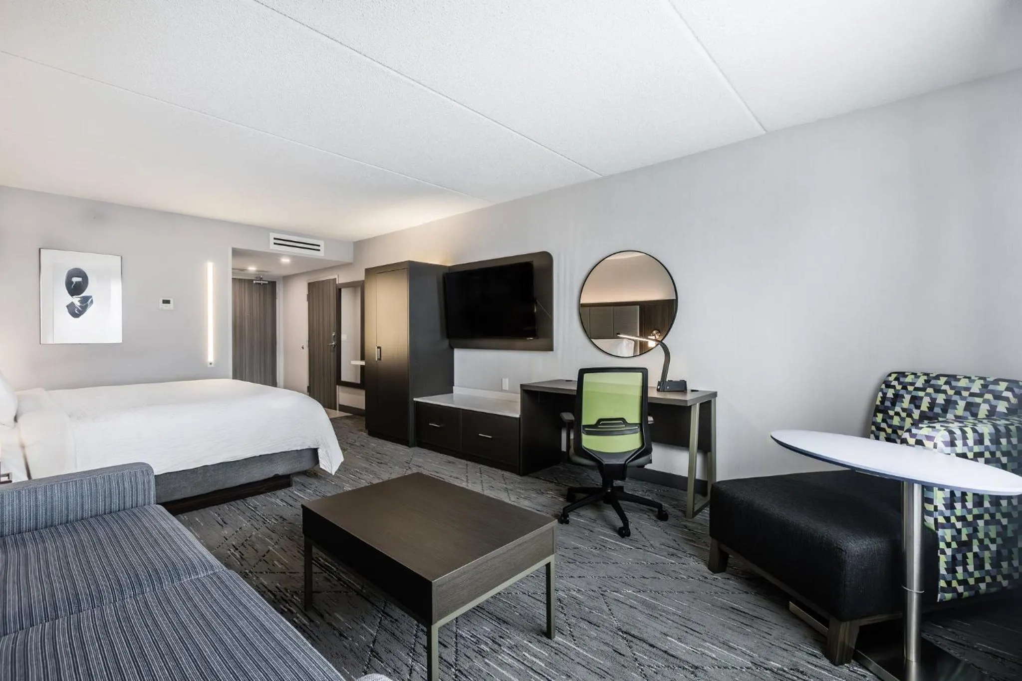 Photo of the whole room, Bed in Holiday Inn Express & Suites Toronto Airport South by IHG