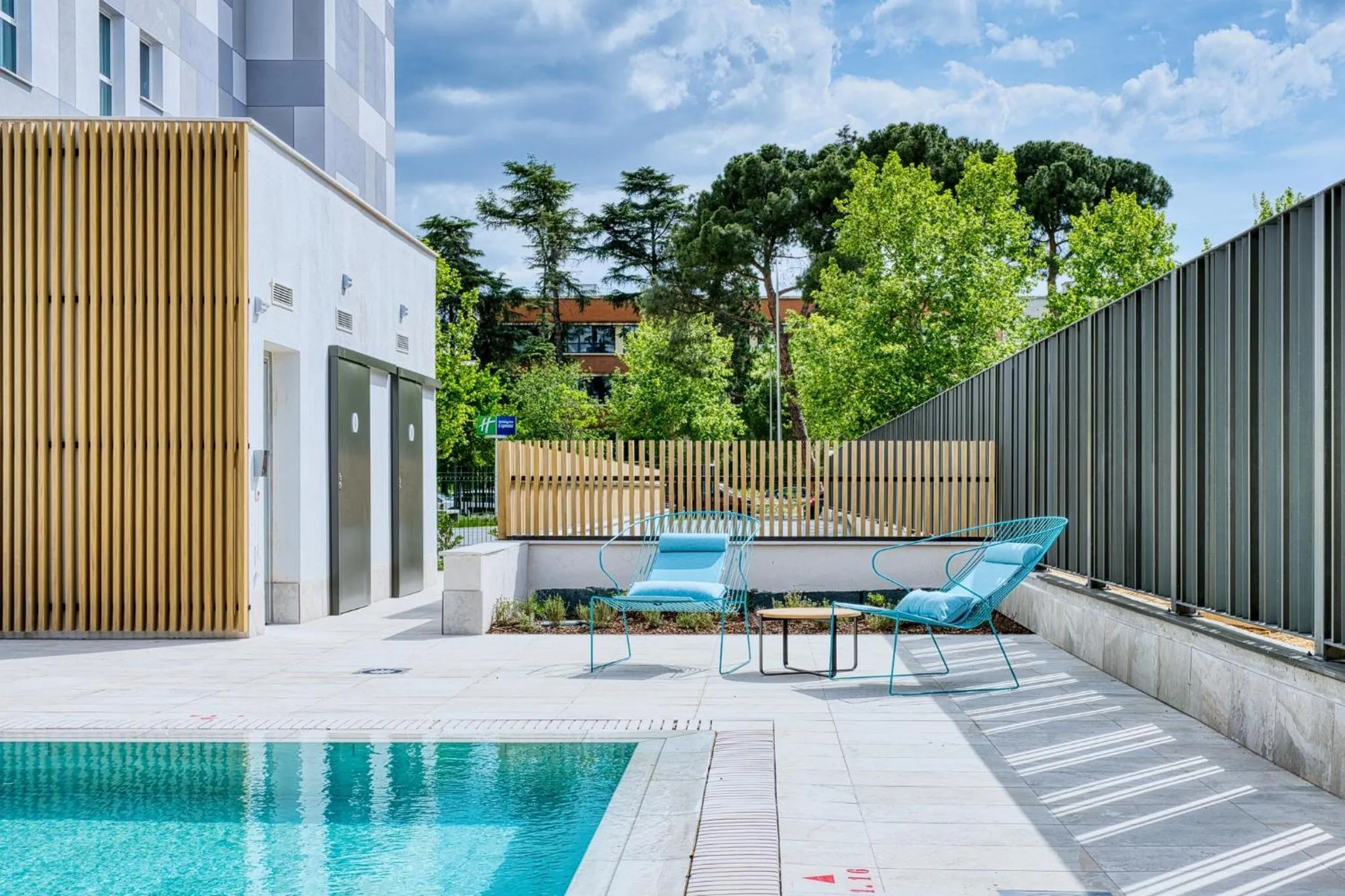 Swimming pool in Holiday Inn Express - Madrid - Airport by IHG