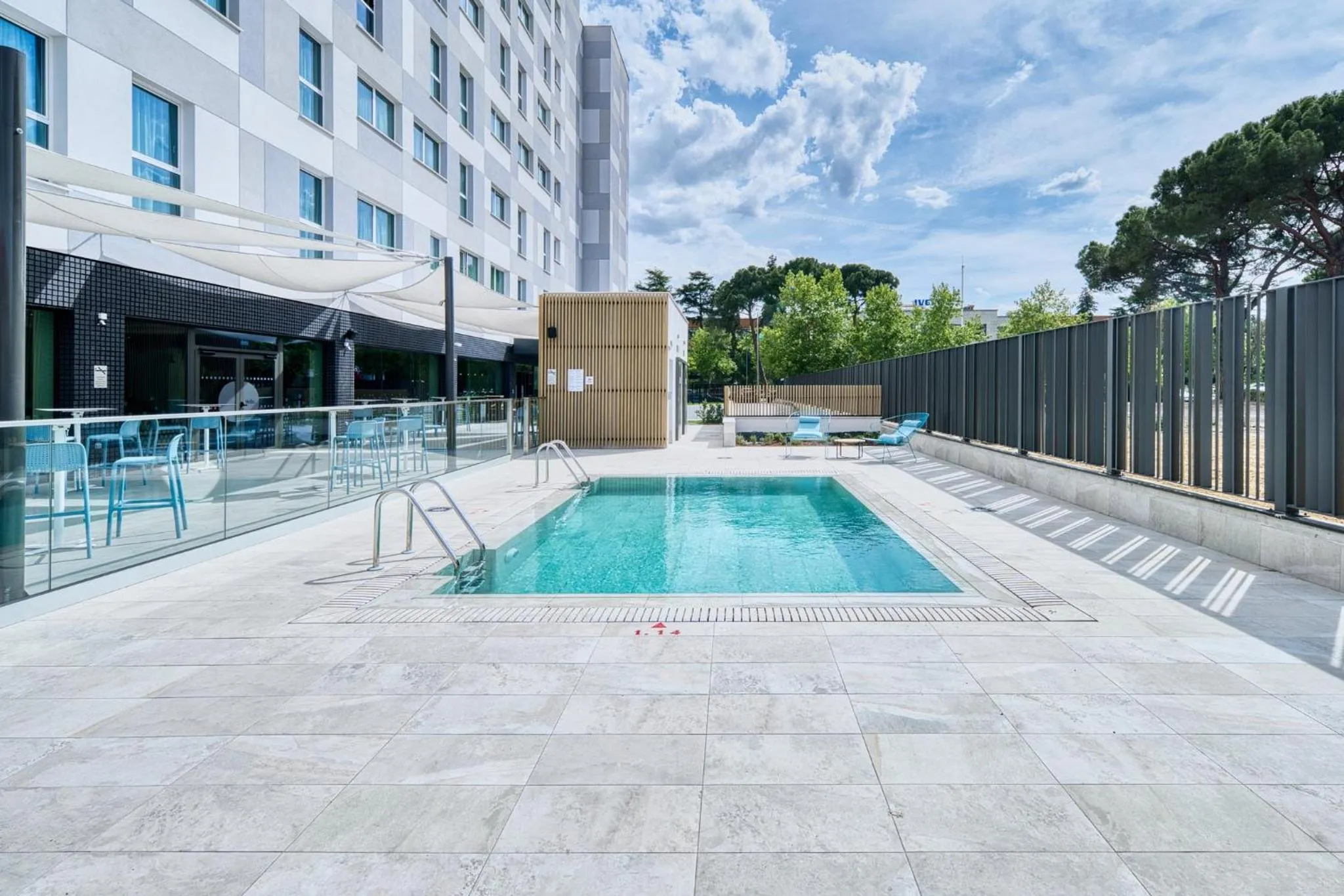Swimming pool in Holiday Inn Express - Madrid - Airport by IHG