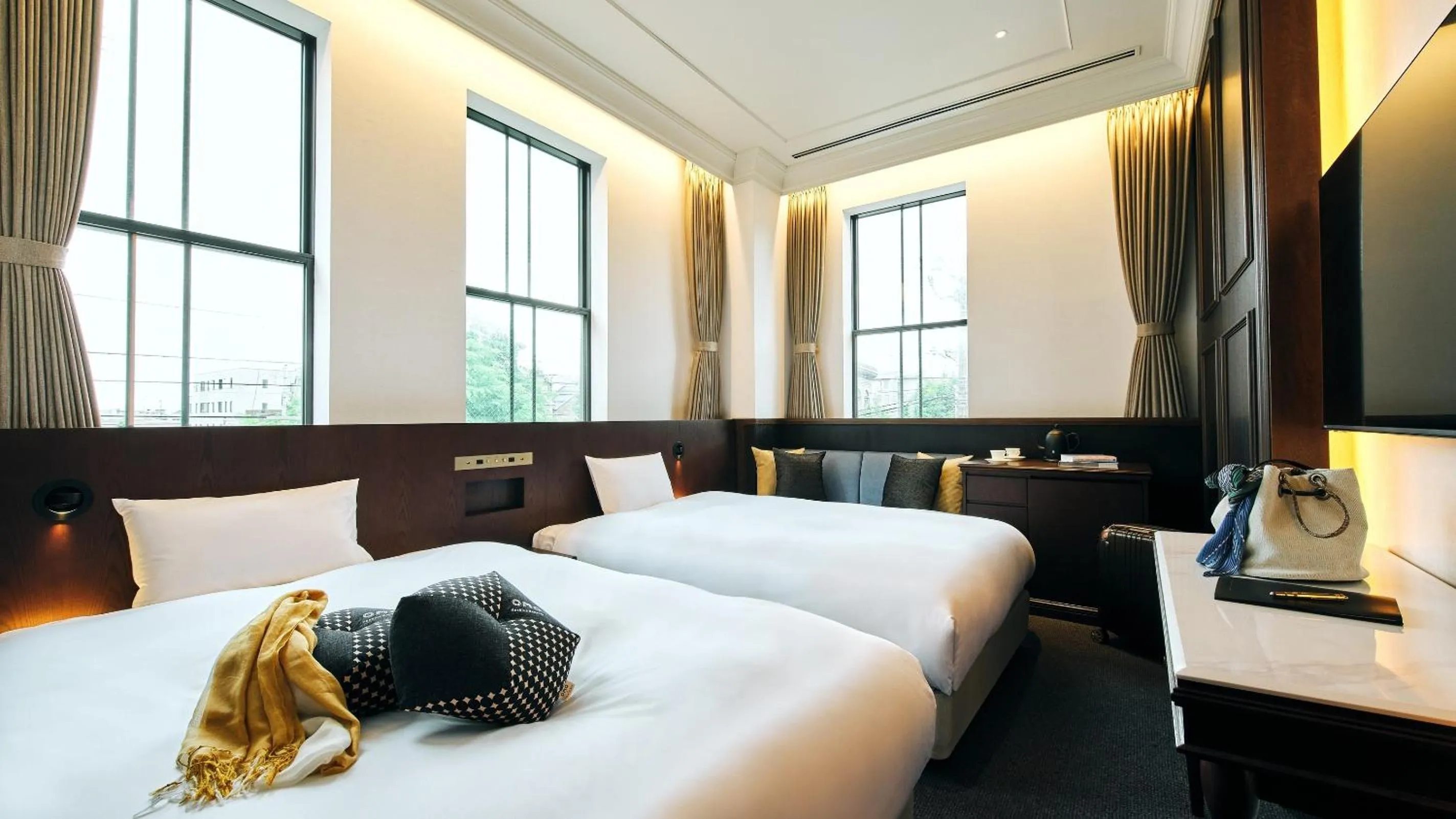 Photo of the whole room, Bed in OMO5 Otaru by Hoshino Resorts