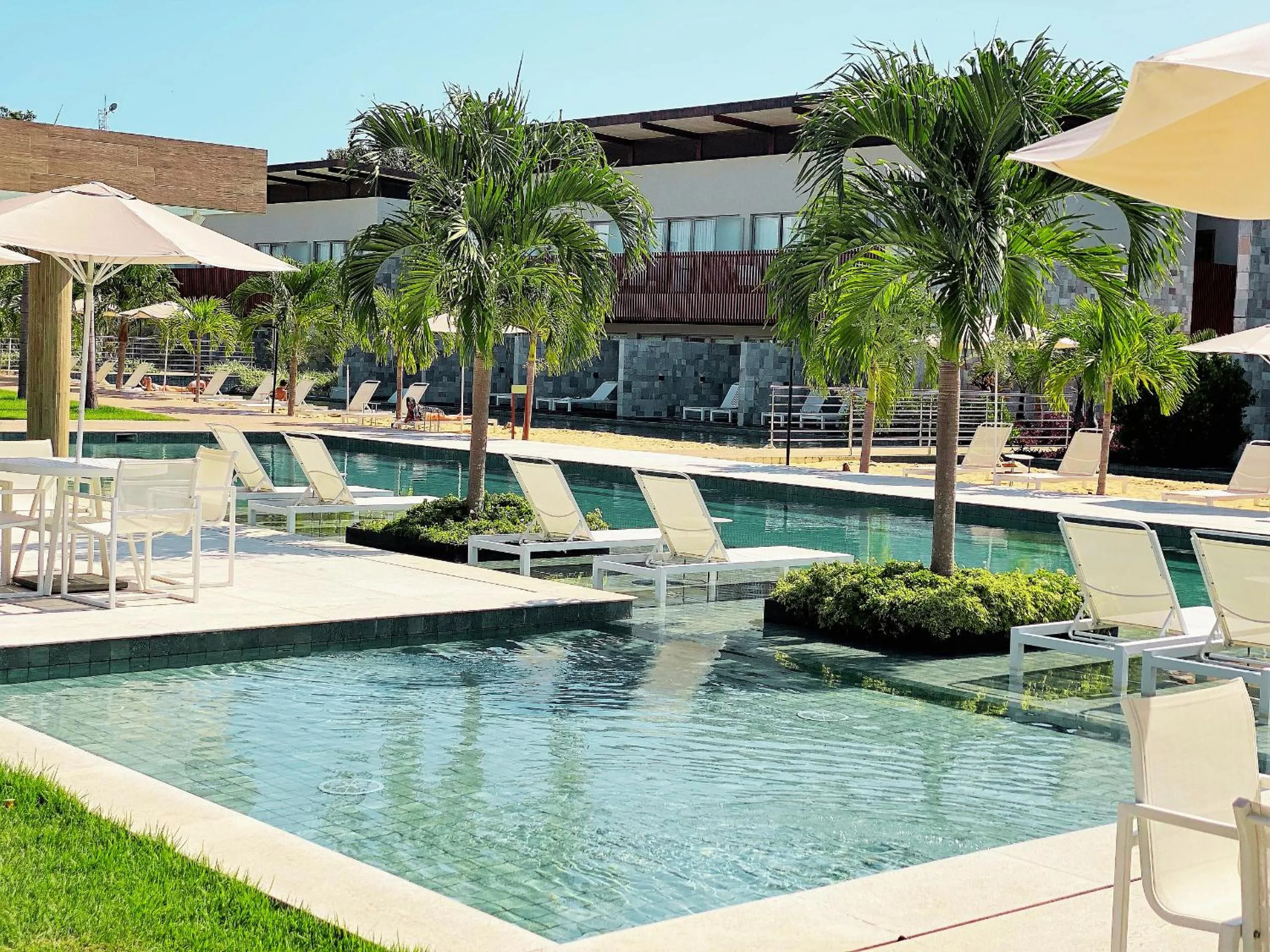 Swimming pool in Flat Île de Pipa Bali Vista Piscina - By Almare