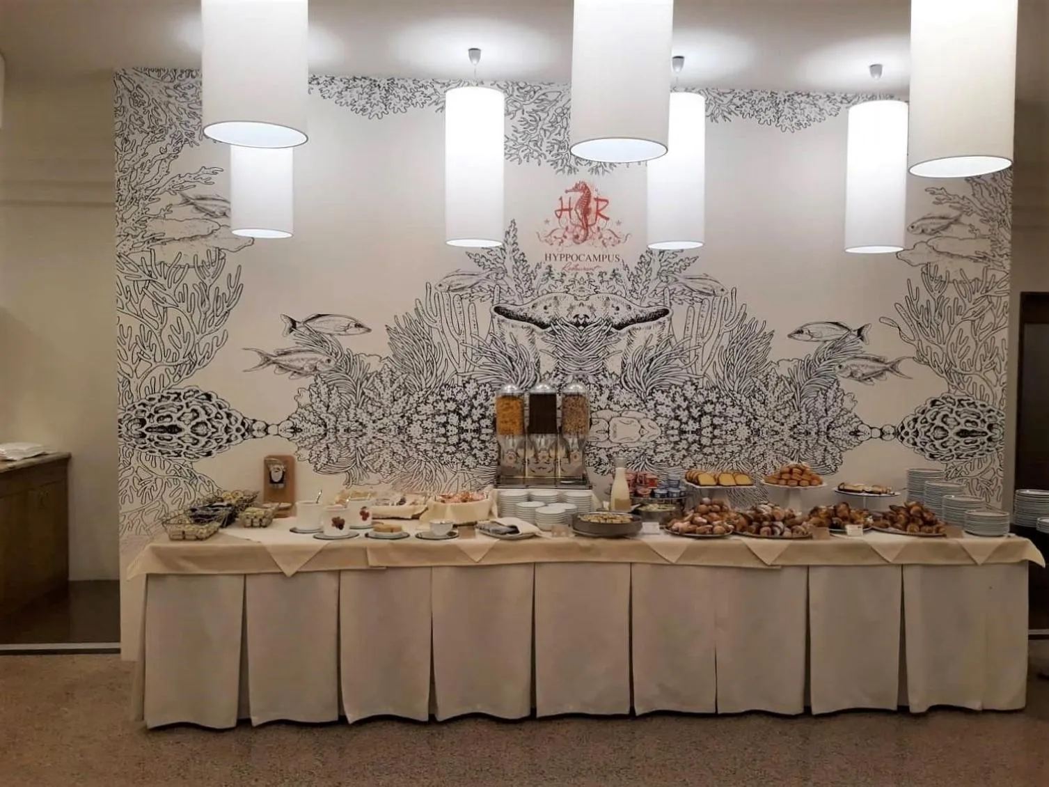 Restaurant/places to eat in Hotel Le Tegnue