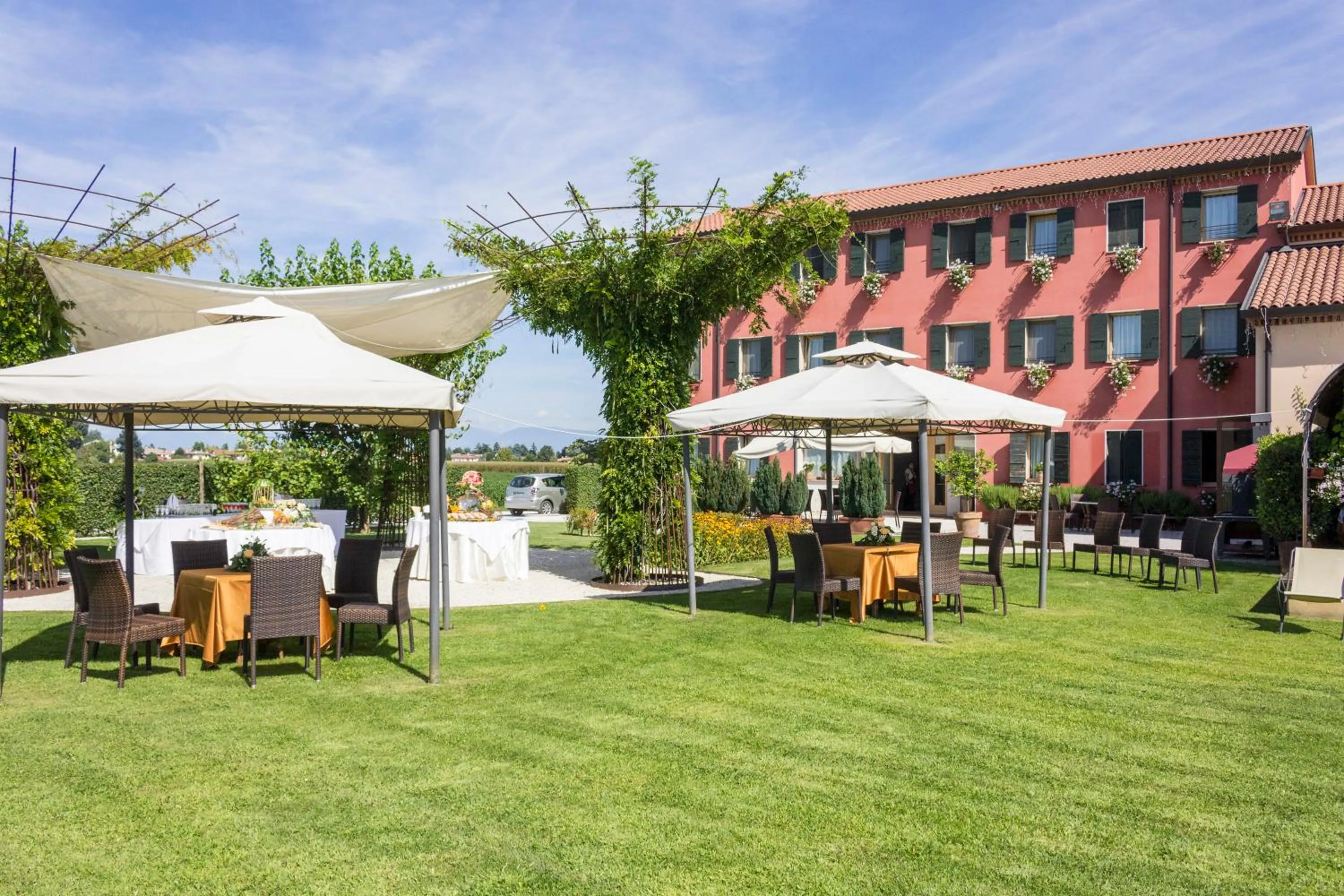 Restaurant/places to eat in Borgo Ronchetto