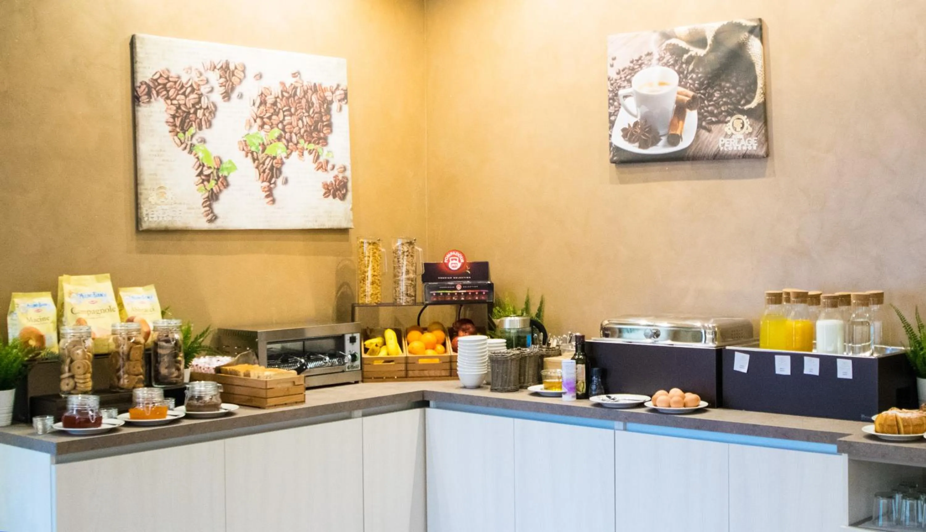Continental breakfast in Hotel Perlage Florence - Free city tax with Private Parking & Fast Wifi