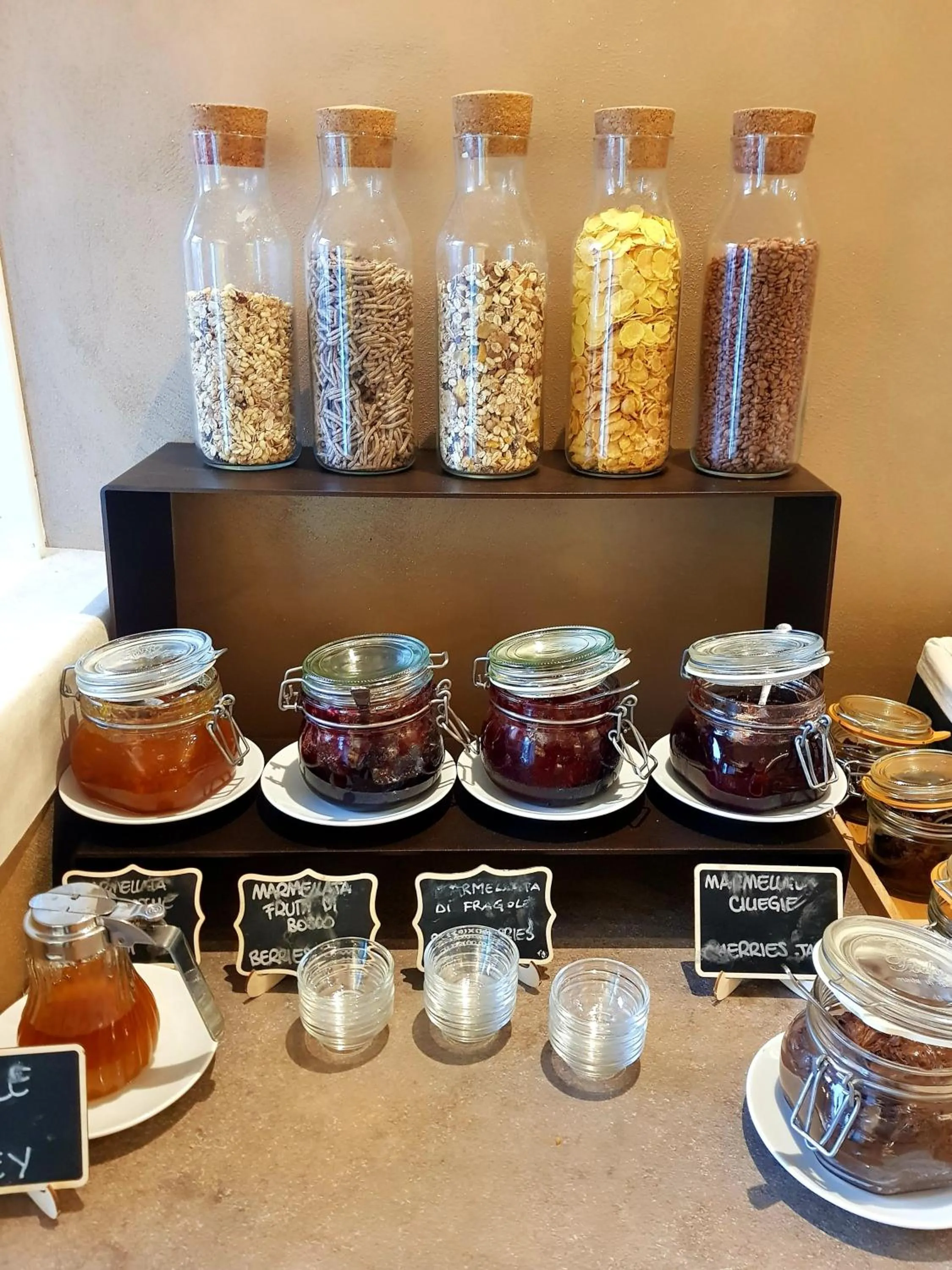 Continental breakfast in Hotel Perlage Florence - Free city tax with Private Parking & Fast Wifi