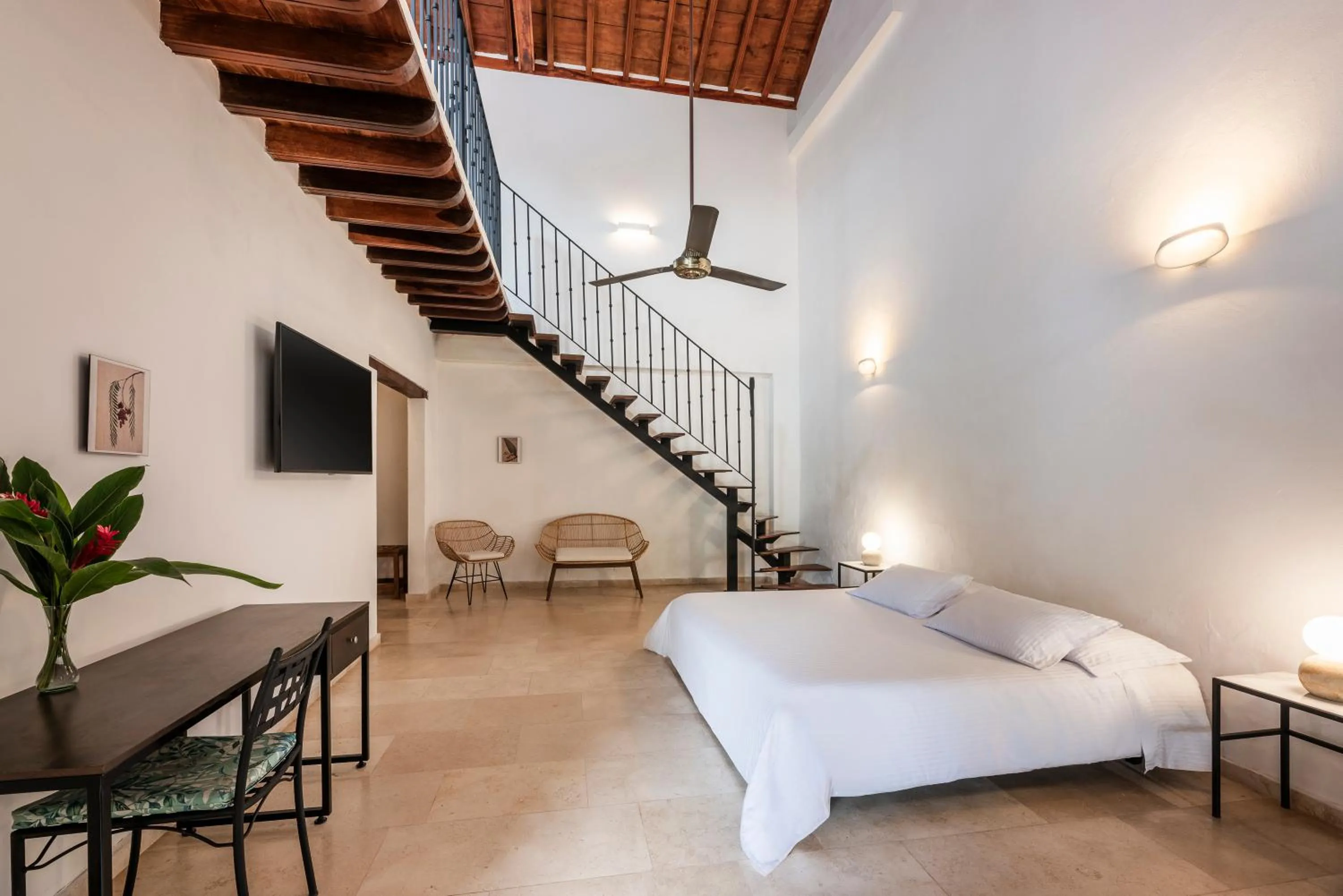 Photo of the whole room, Bed in Karakali Boutique Hotel