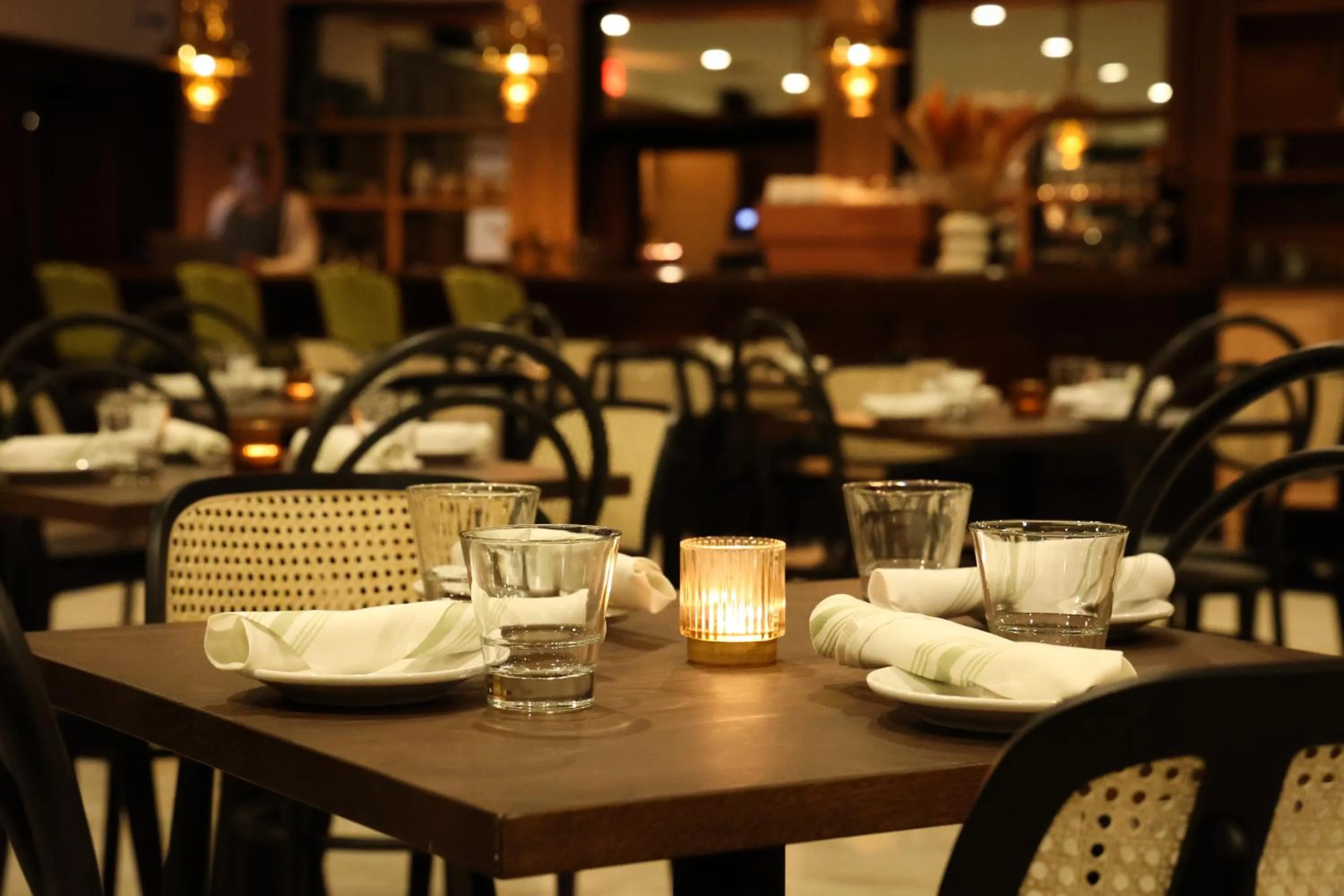 Restaurant/places to eat in The Boulder Broker