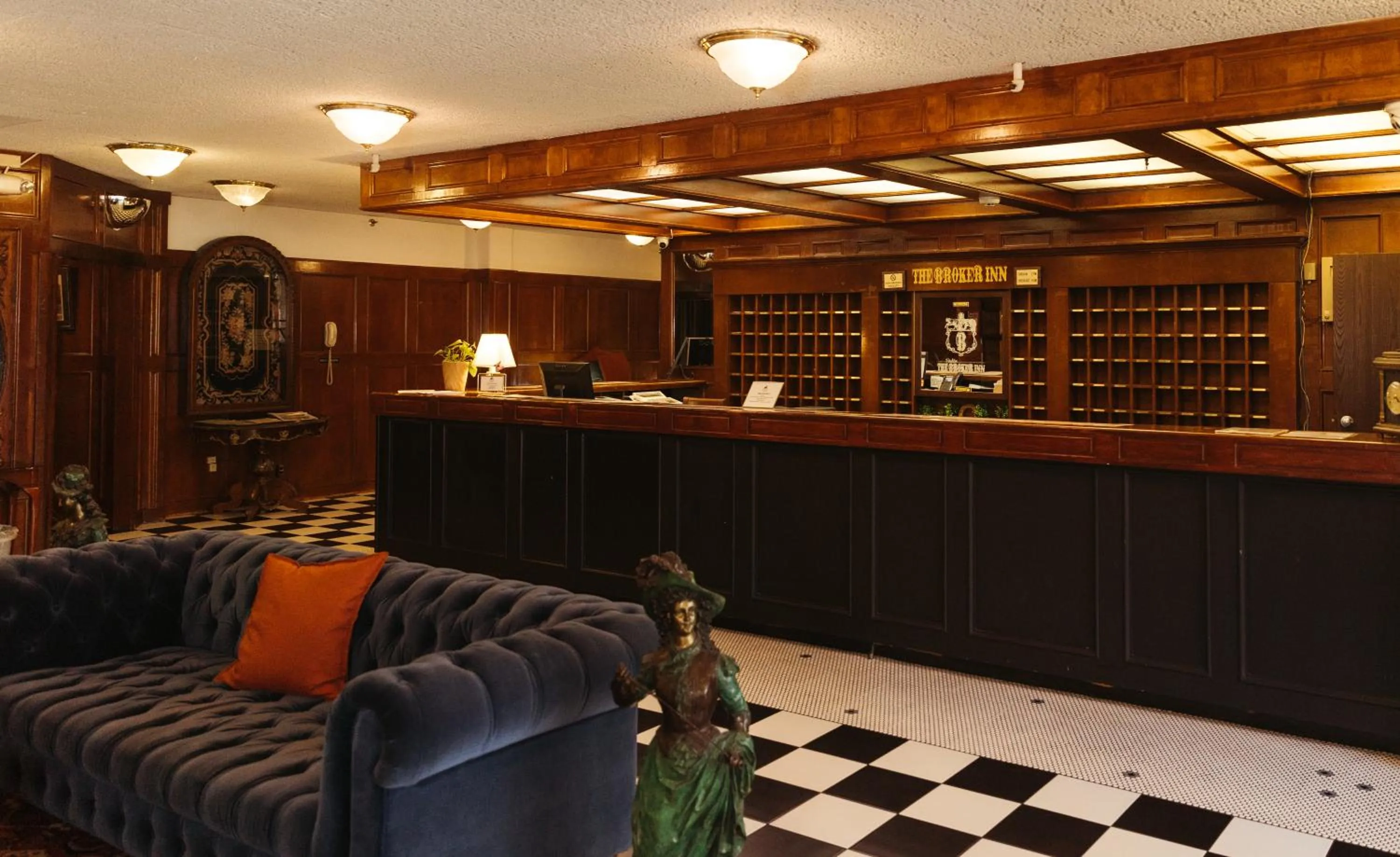 Lobby or reception in The Boulder Broker