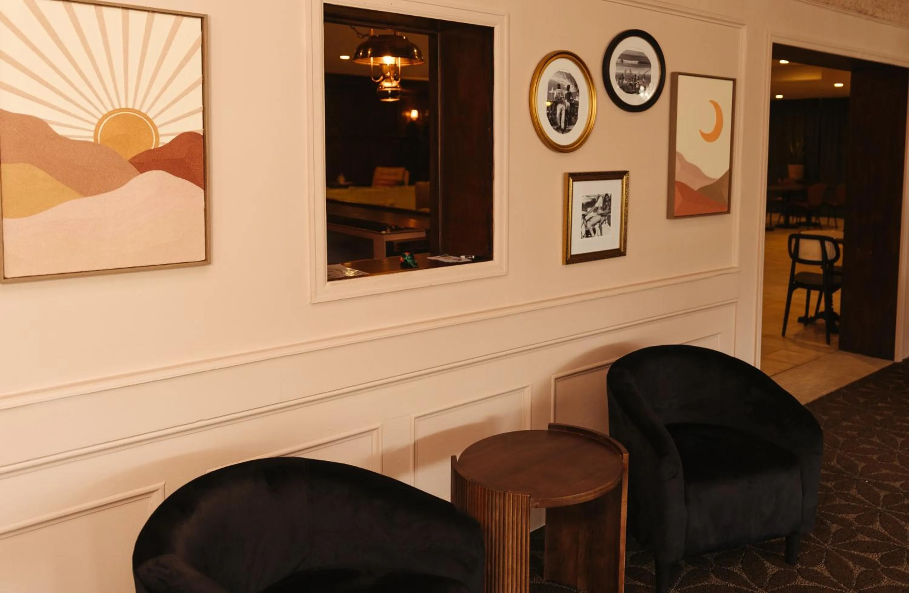 Restaurant/places to eat in The Boulder Broker