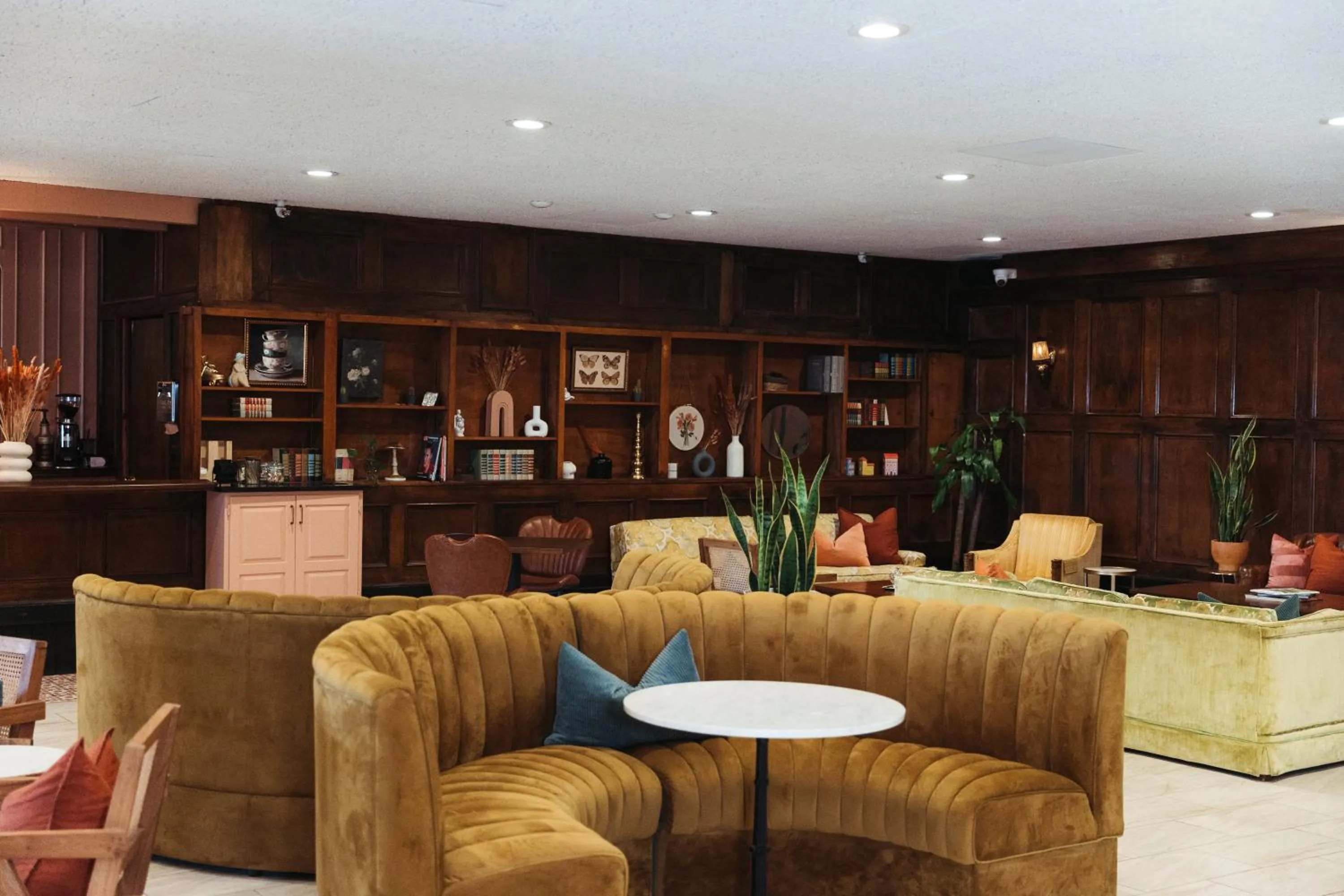 Coffee/tea facilities in The Boulder Broker