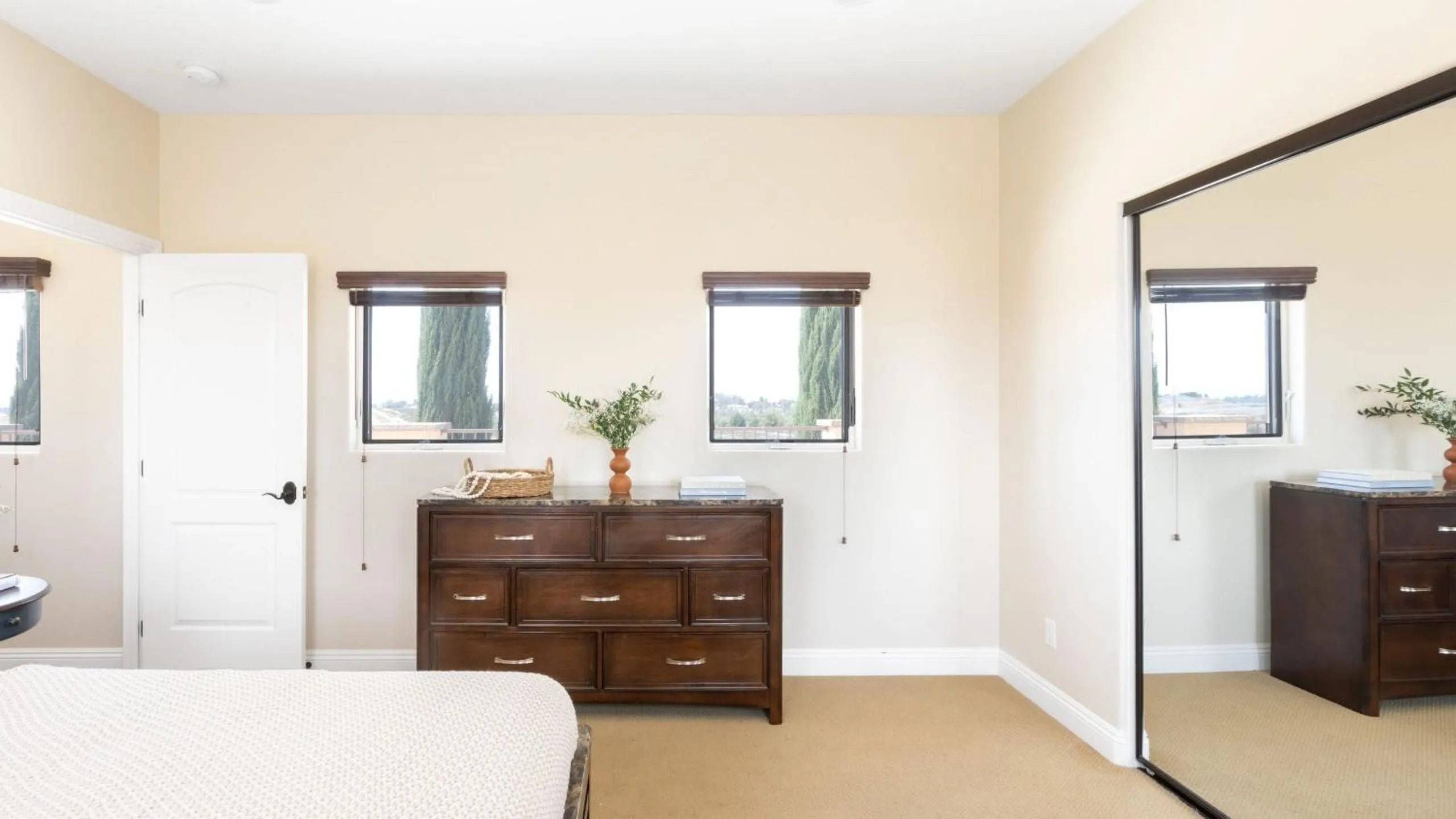 Other, Bed in Palazzo Del Sol By AvantStay Breathtaking Home w Mountain Views Hot Tub