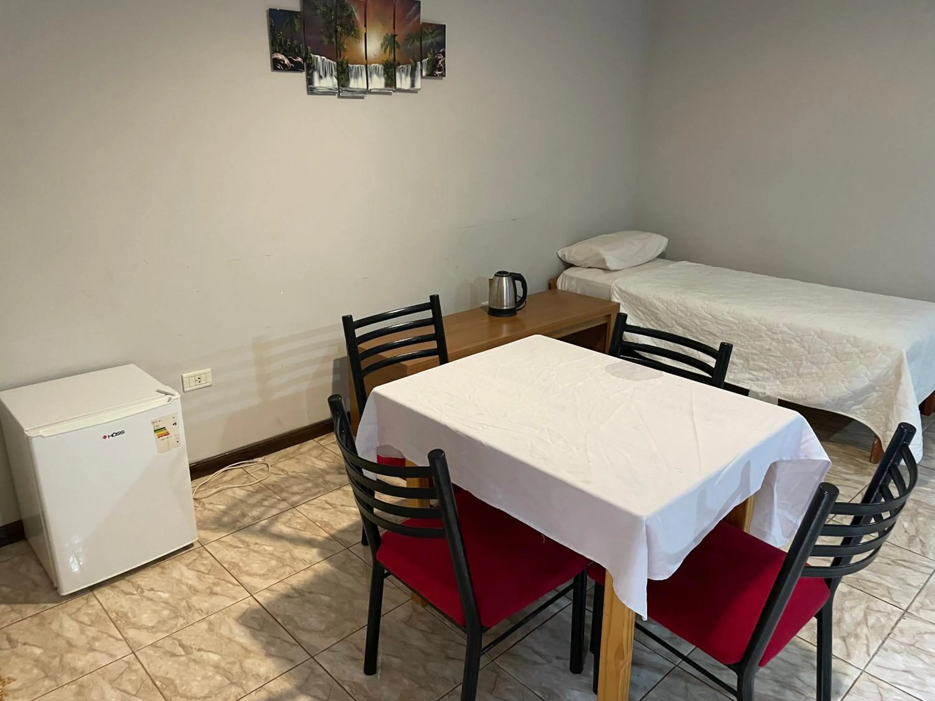 Kitchen or kitchenette, Bed in El Tata