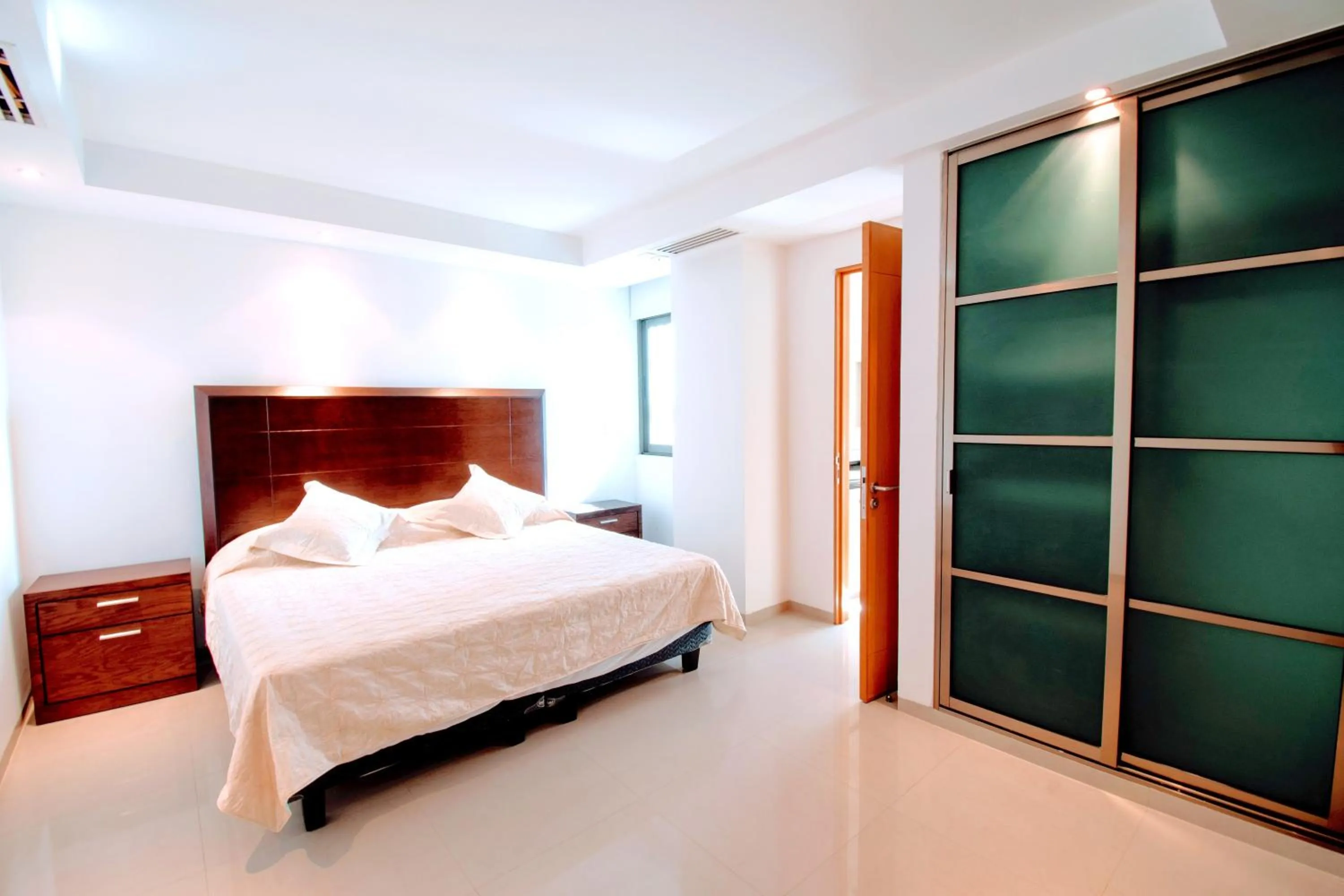 Bedroom, Bed in Terra Residencial