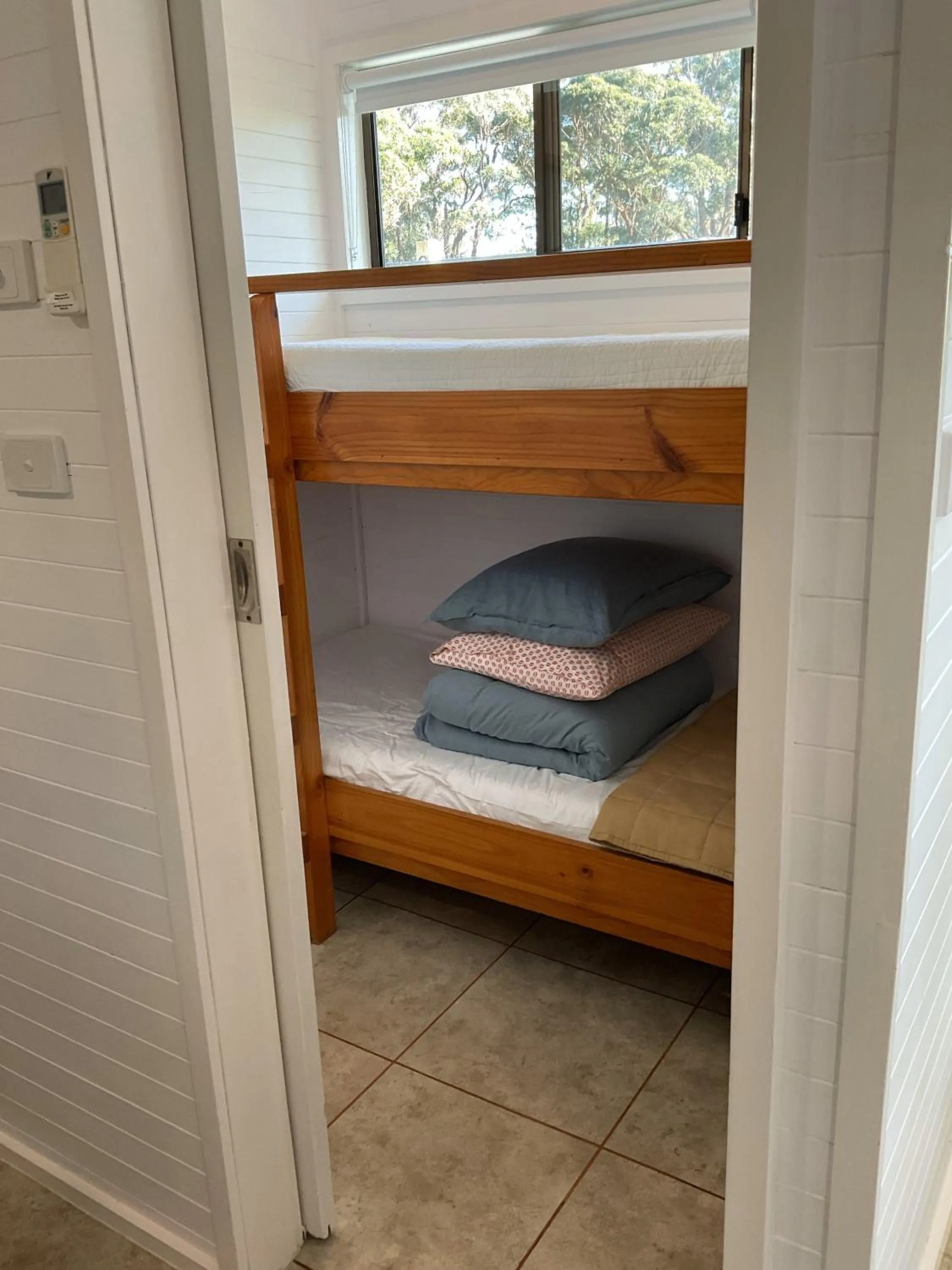 bunk bed, Bed in Marlo Hideaway