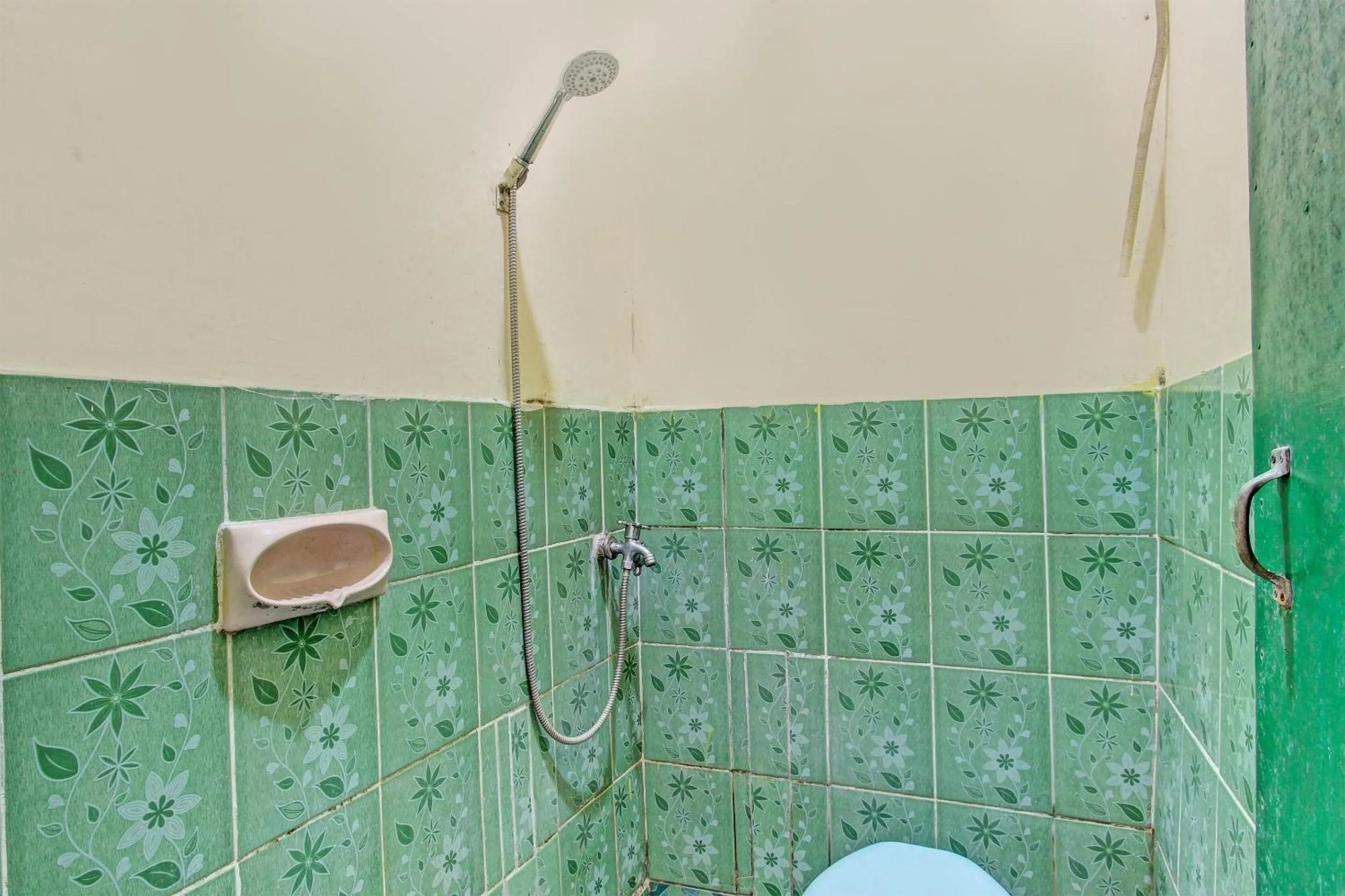 Bathroom in Hotel O Indah Arum