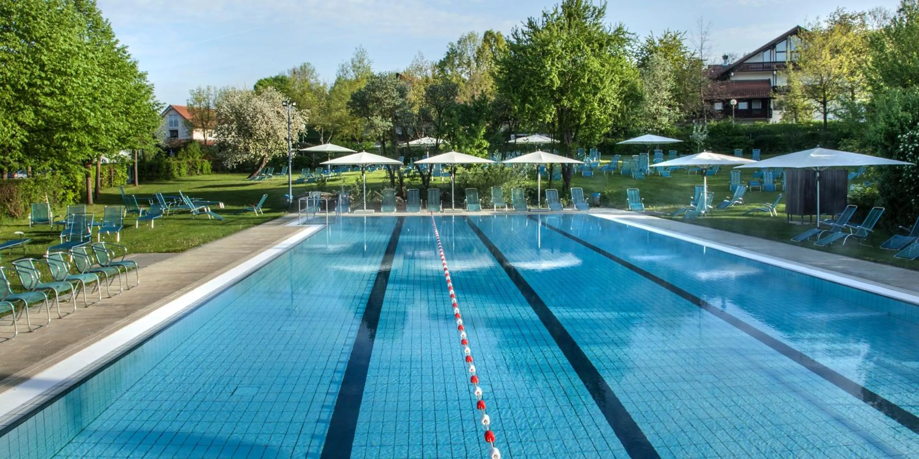 Swimming pool in Hotel Hofmark