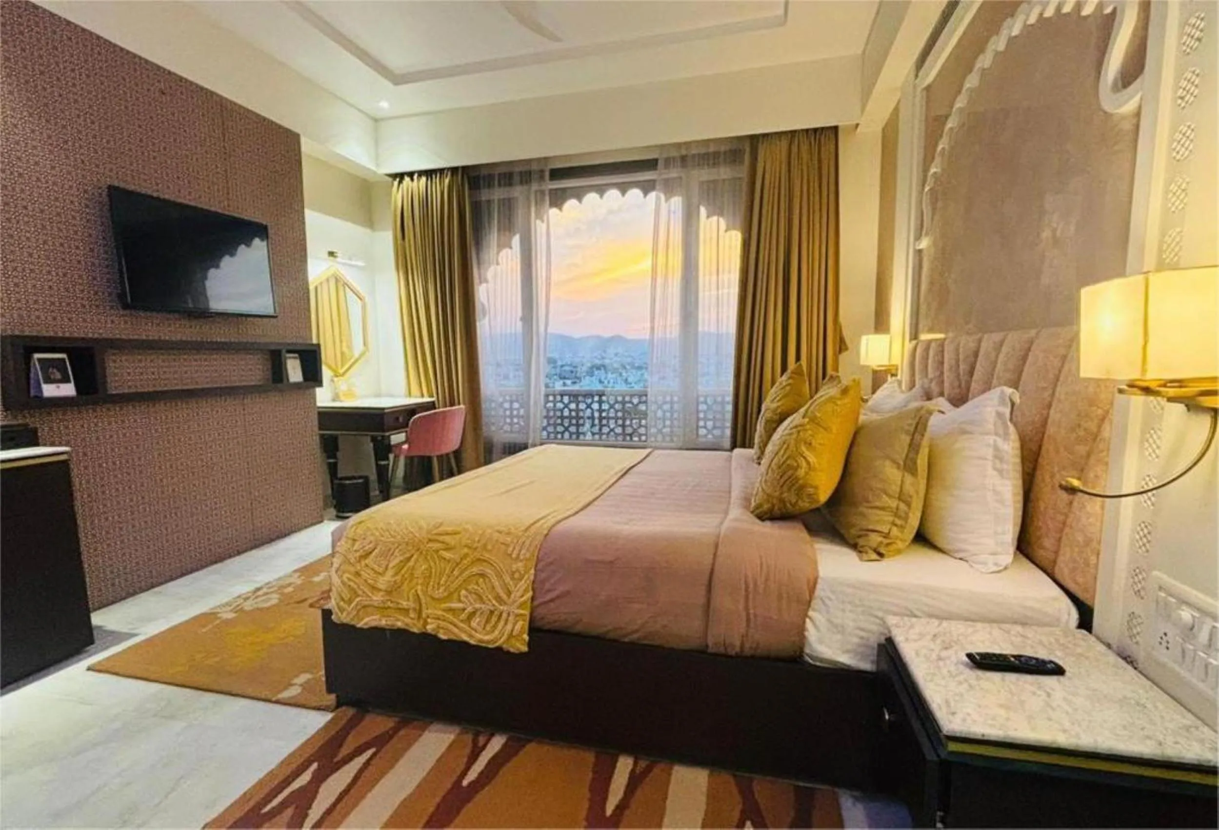 Bedroom, Bed in juSTa Ssatva Resort, Udaipur