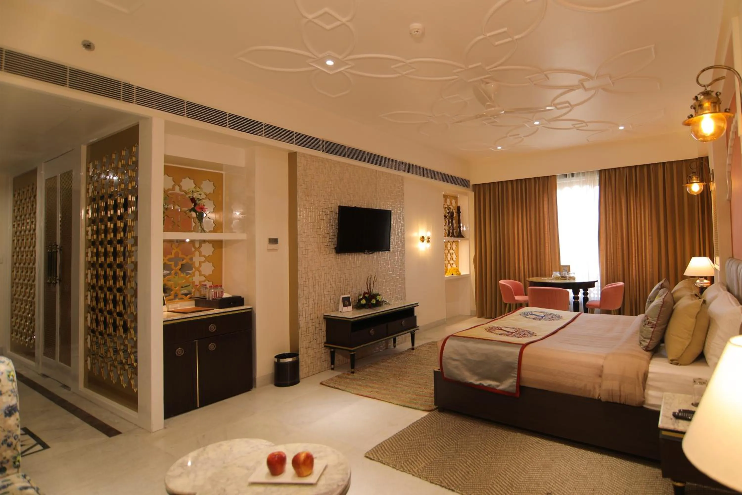 Bed in juSTa Ssatva Resort, Udaipur